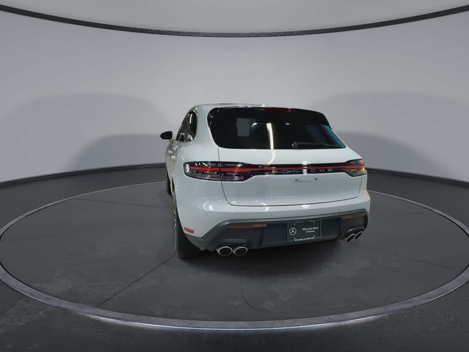 Thumbnail: 2025 Porsche Macan - 9