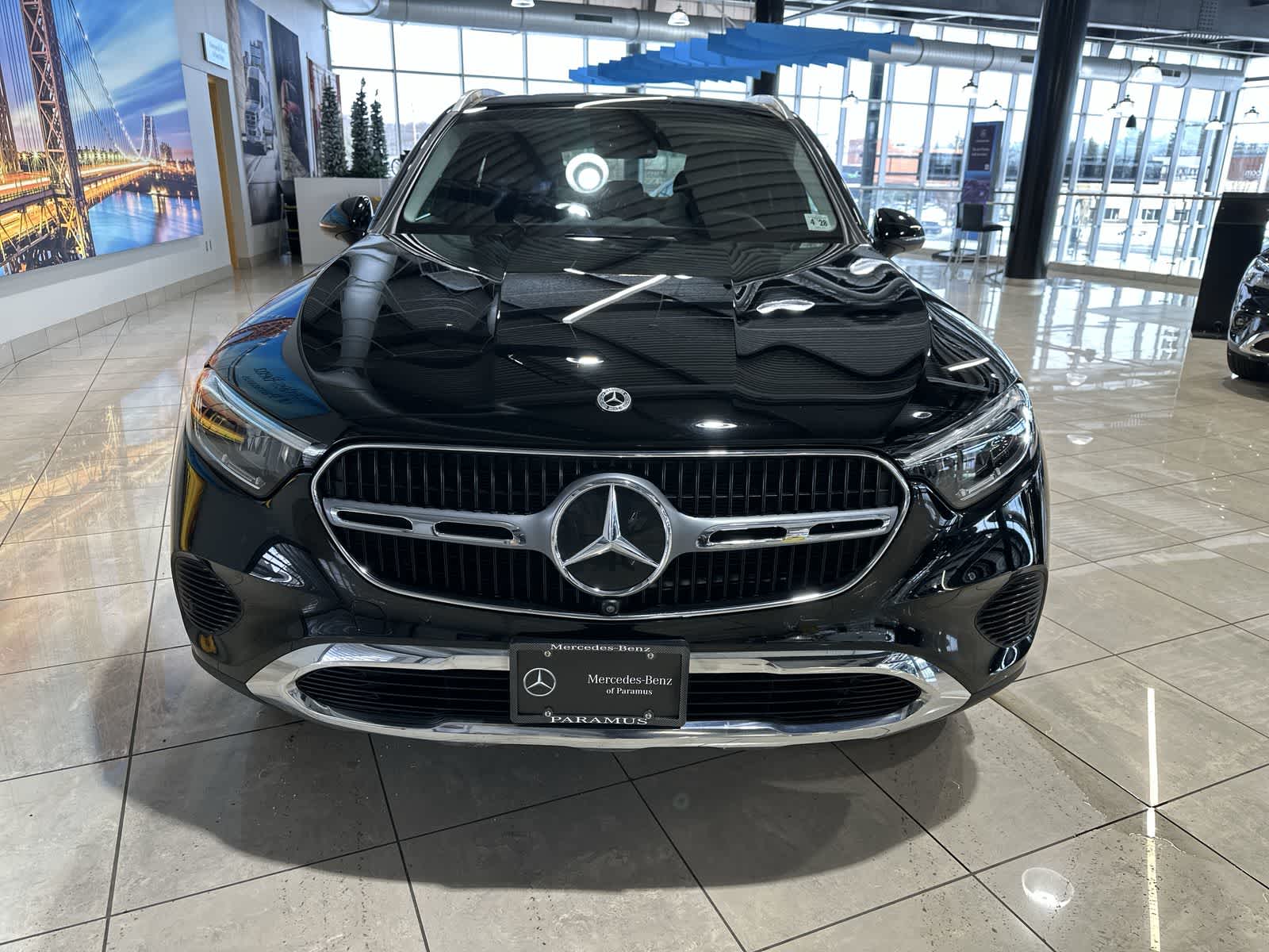 Thumbnail: 2023 Mercedes-Benz GLC - 18