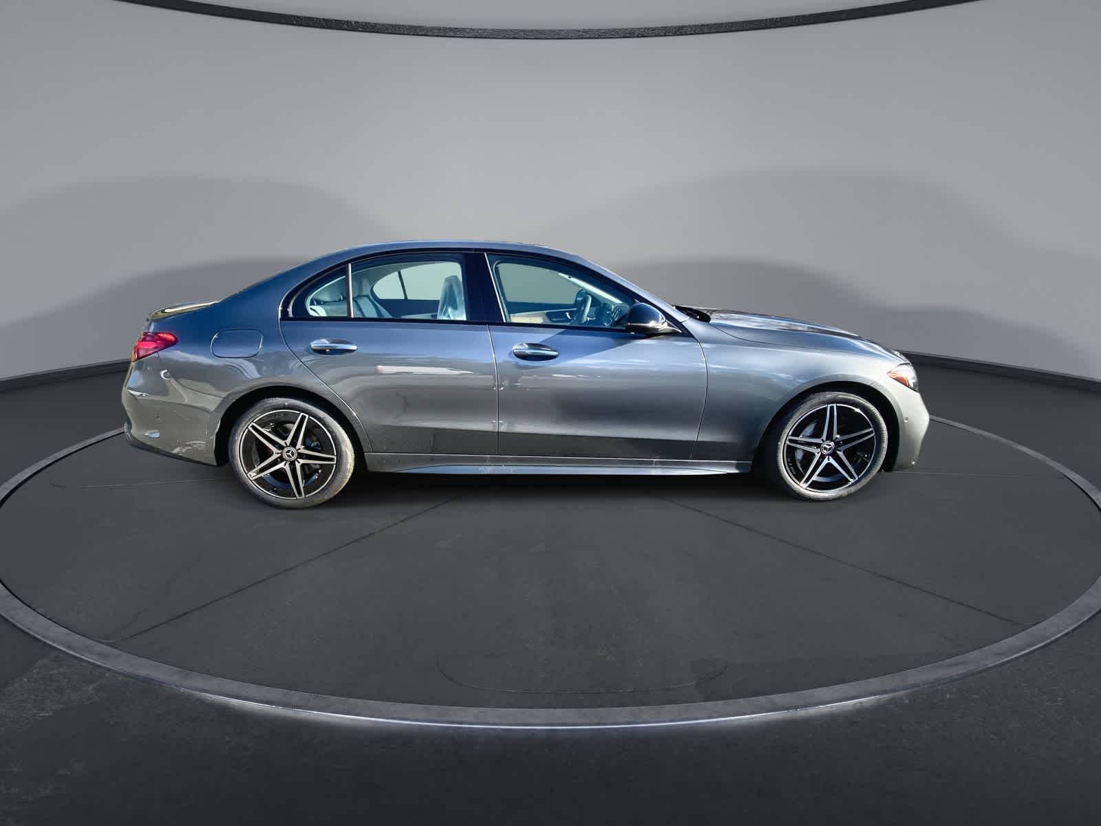 Thumbnail: 2025 Mercedes-Benz C-Class - 9