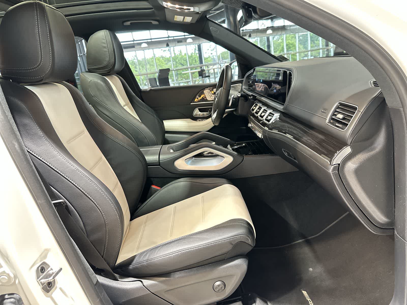 Thumbnail: 2023 Mercedes-Benz GLE - 26