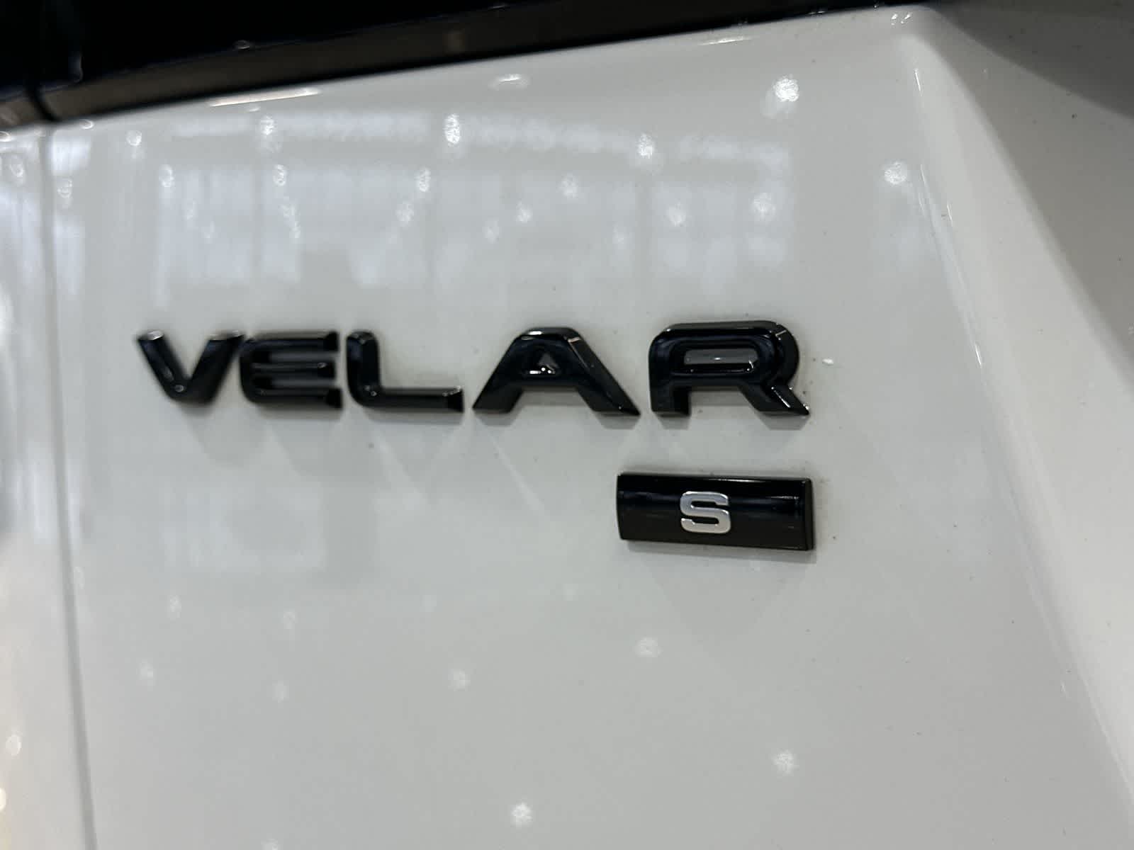 Thumbnail: 2021 Land Rover Range Rover Velar - 19