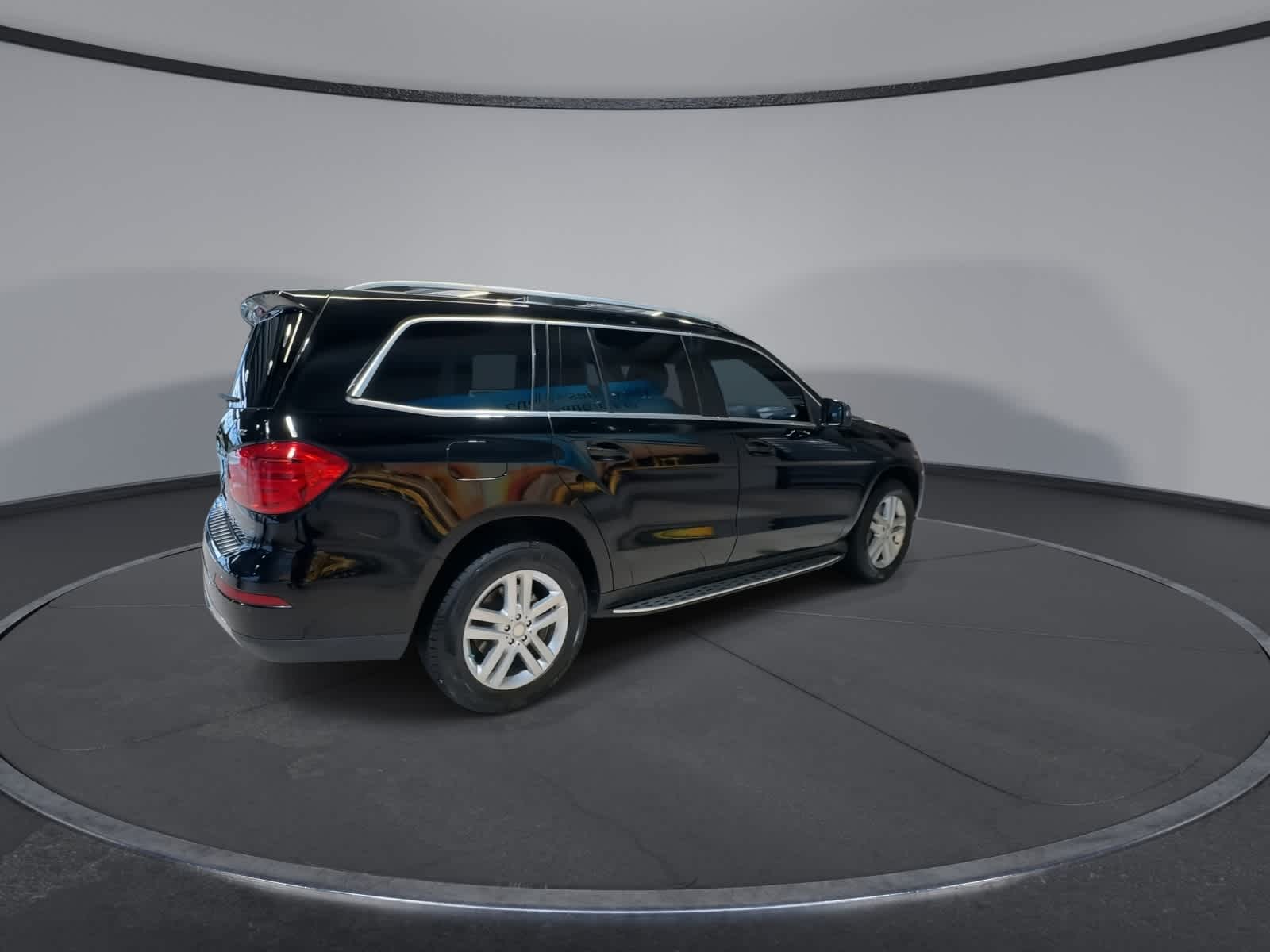 Thumbnail: 2013 Mercedes-Benz GL-Class - 11