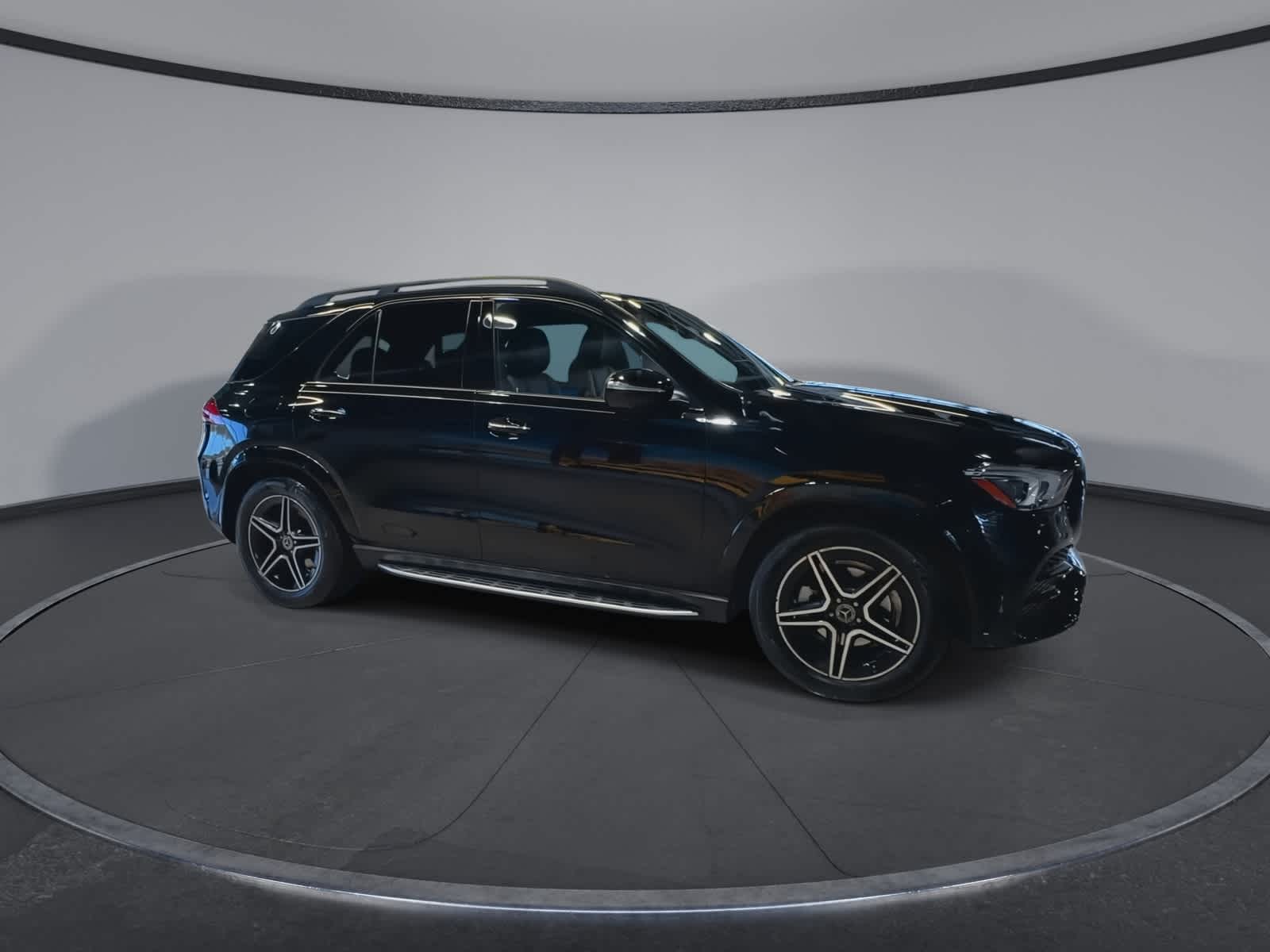 Thumbnail: 2022 Mercedes-Benz GLE - 2