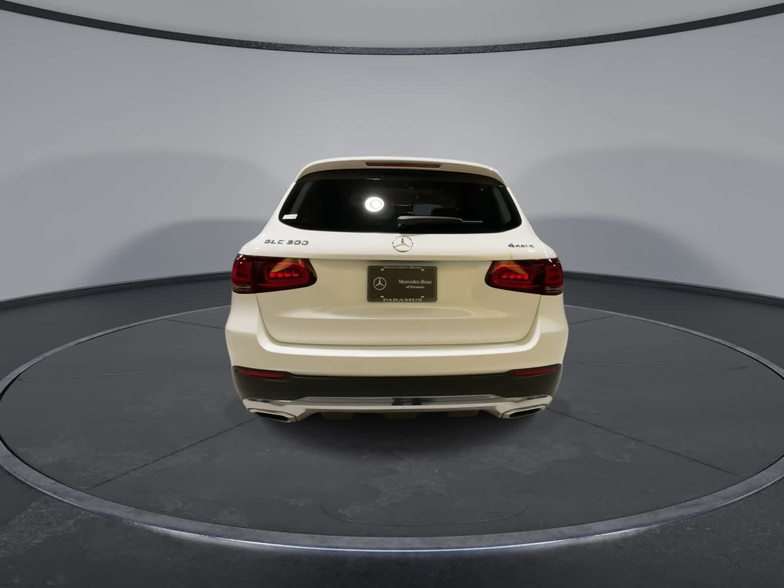 Thumbnail: 2022 Mercedes-Benz GLC - 10