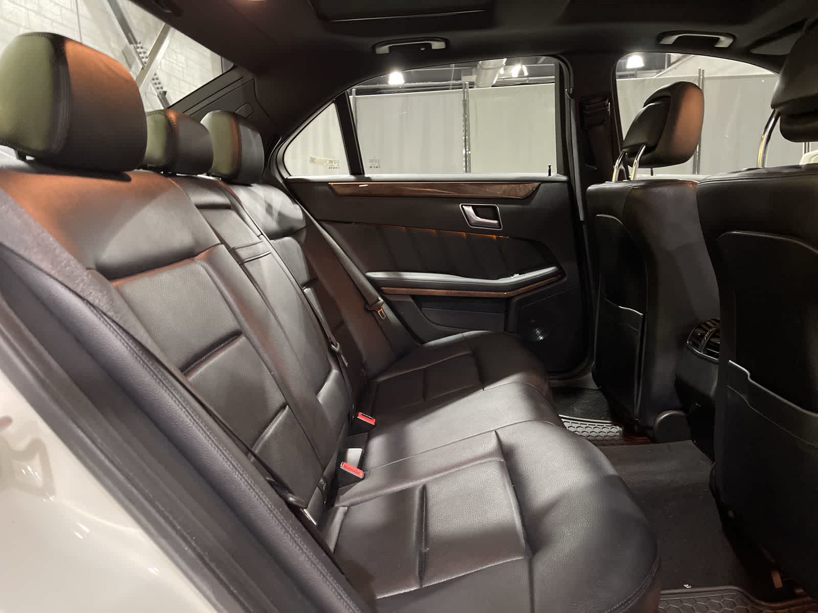 Thumbnail: 2012 Mercedes-Benz E-Class - 25