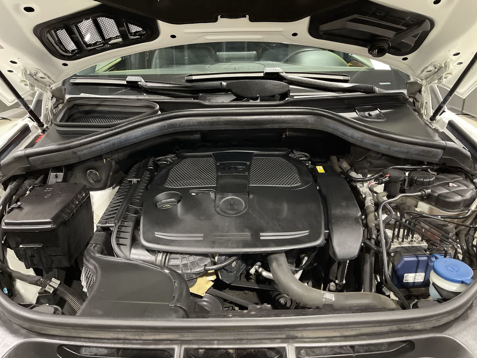 Thumbnail: 2016 Mercedes-Benz GLE - 21