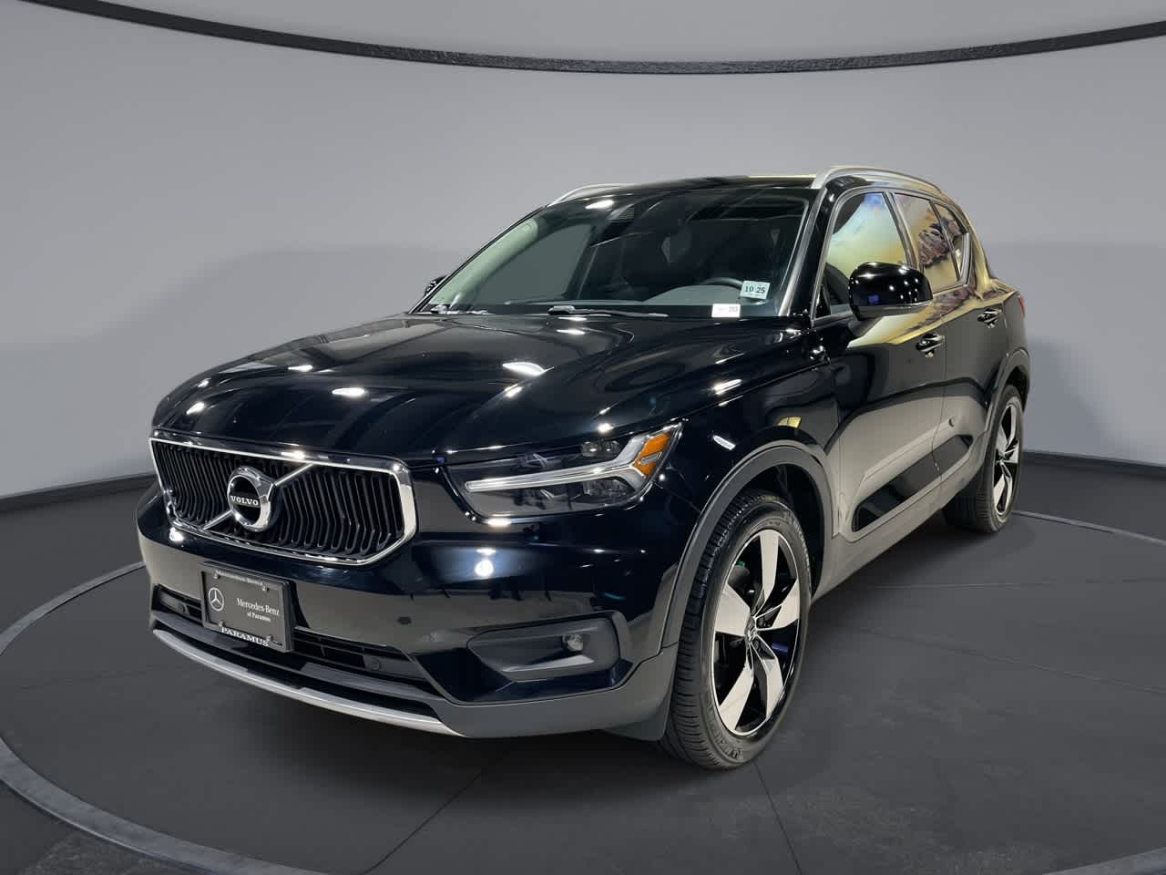 2021 Volvo XC40 T5 Momentum -
                  Paramus, NJ