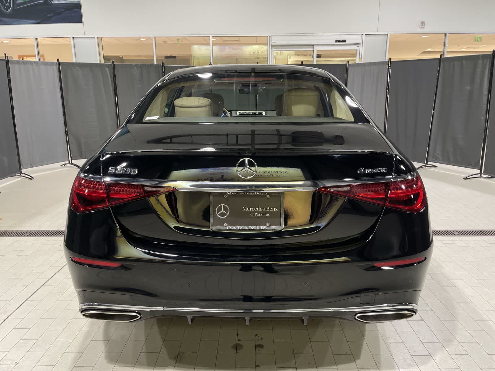 Thumbnail: 2022 Mercedes-Benz S-Class - 17