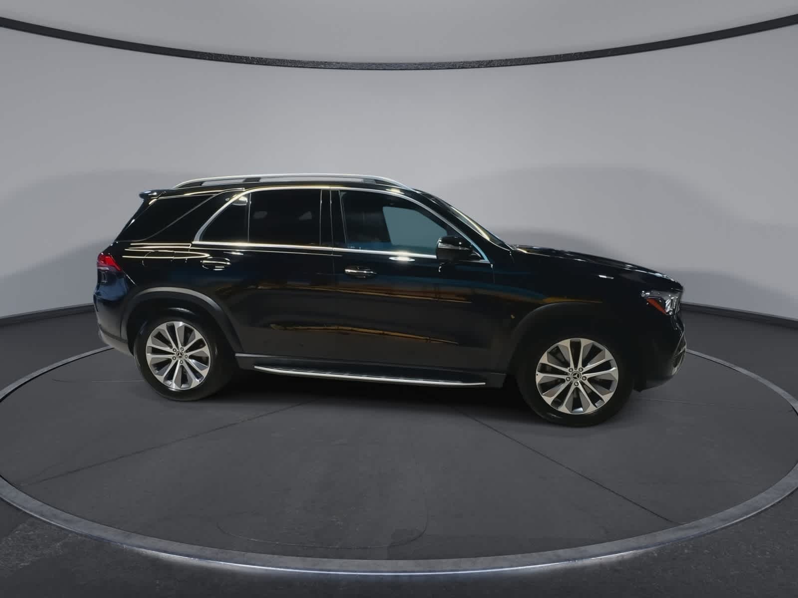 Thumbnail: 2023 Mercedes-Benz GLE - 13