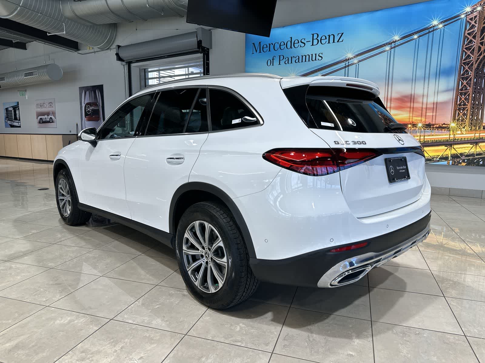 Thumbnail: 2026 Mercedes-Benz GLC - 16