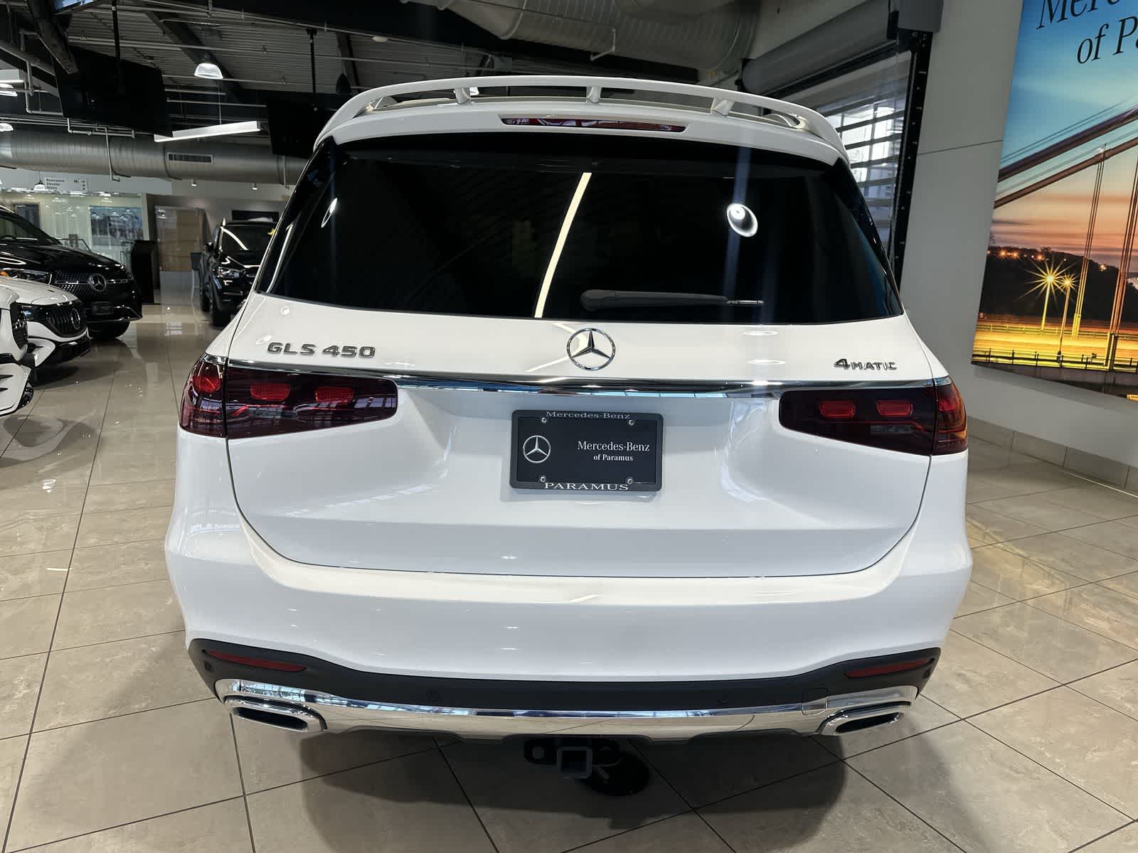 Thumbnail: 2024 Mercedes-Benz GLS - 16