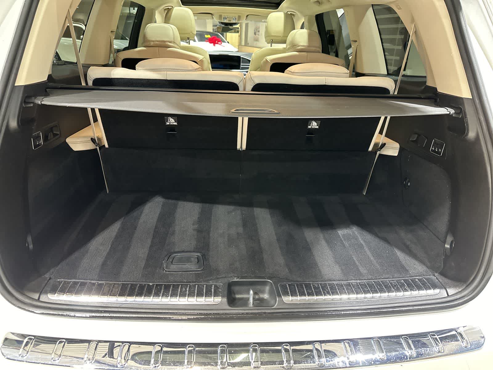 Thumbnail: 2023 Mercedes-Benz GLS - 31