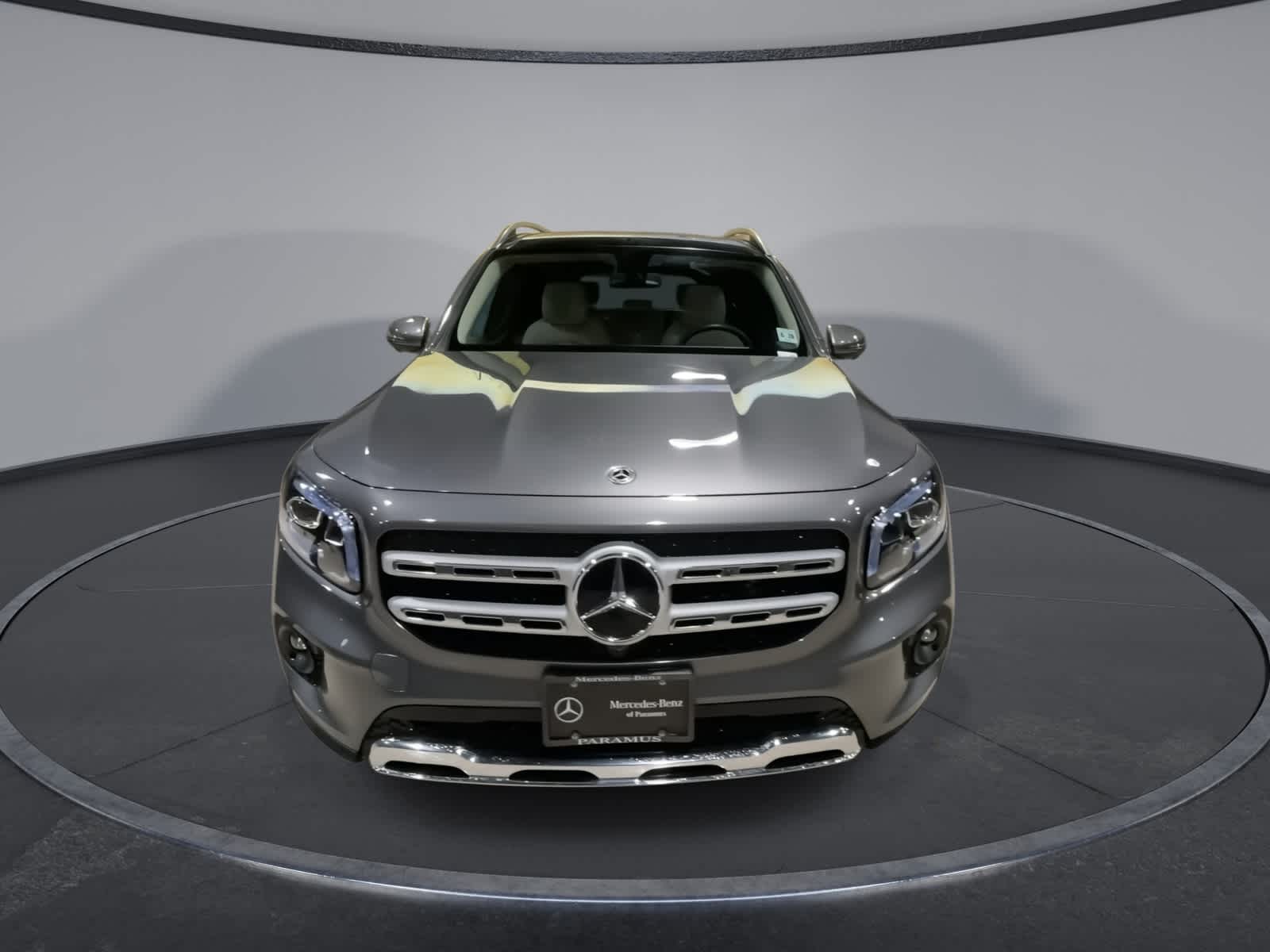 2023 Mercedes Benz GLB 250 4MATIC photo 3