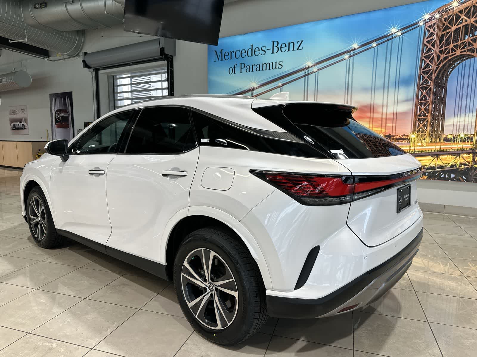 Thumbnail: 2023 Lexus RX - 16
