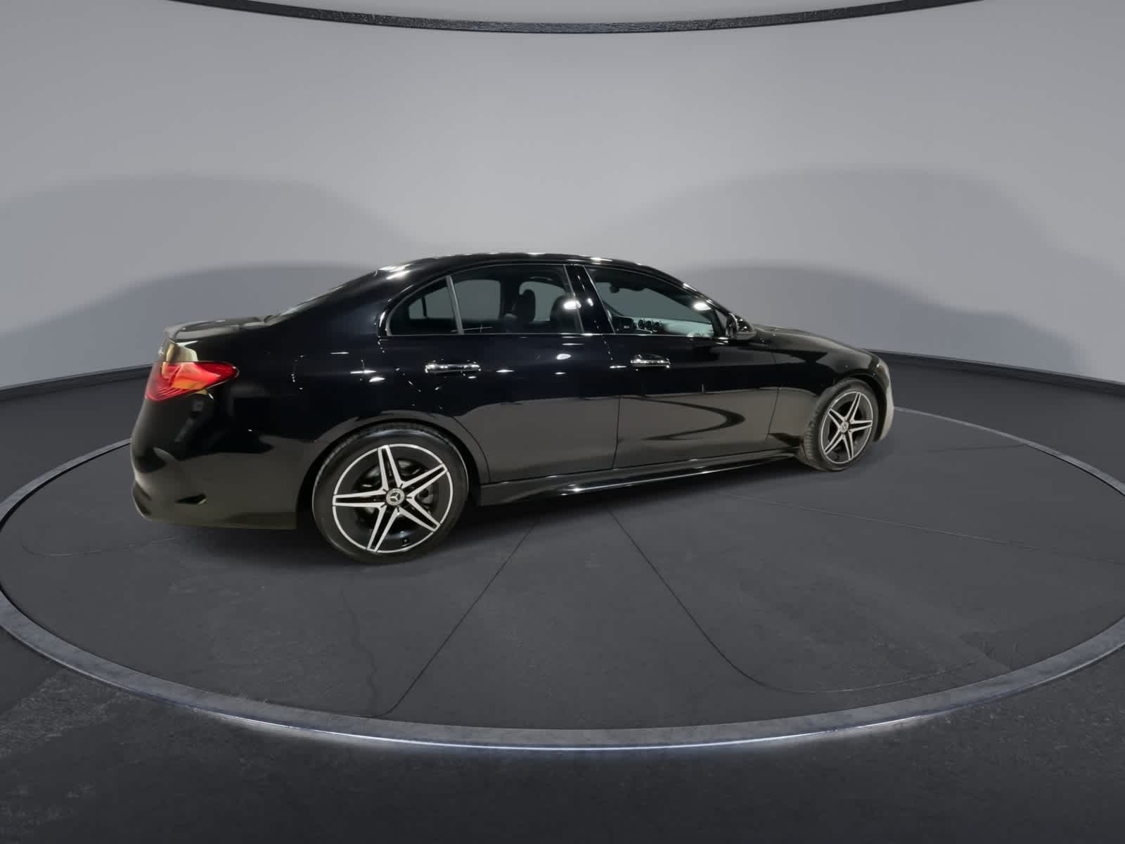 Thumbnail: 2024 Mercedes-Benz C-Class - 12