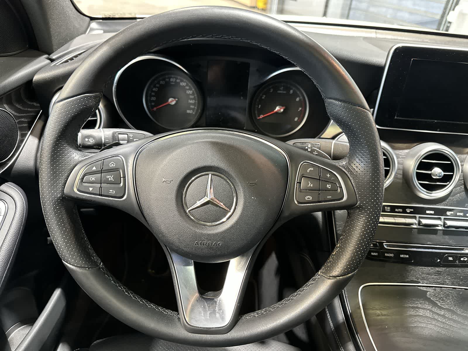Thumbnail: 2017 Mercedes-Benz GLC - 27