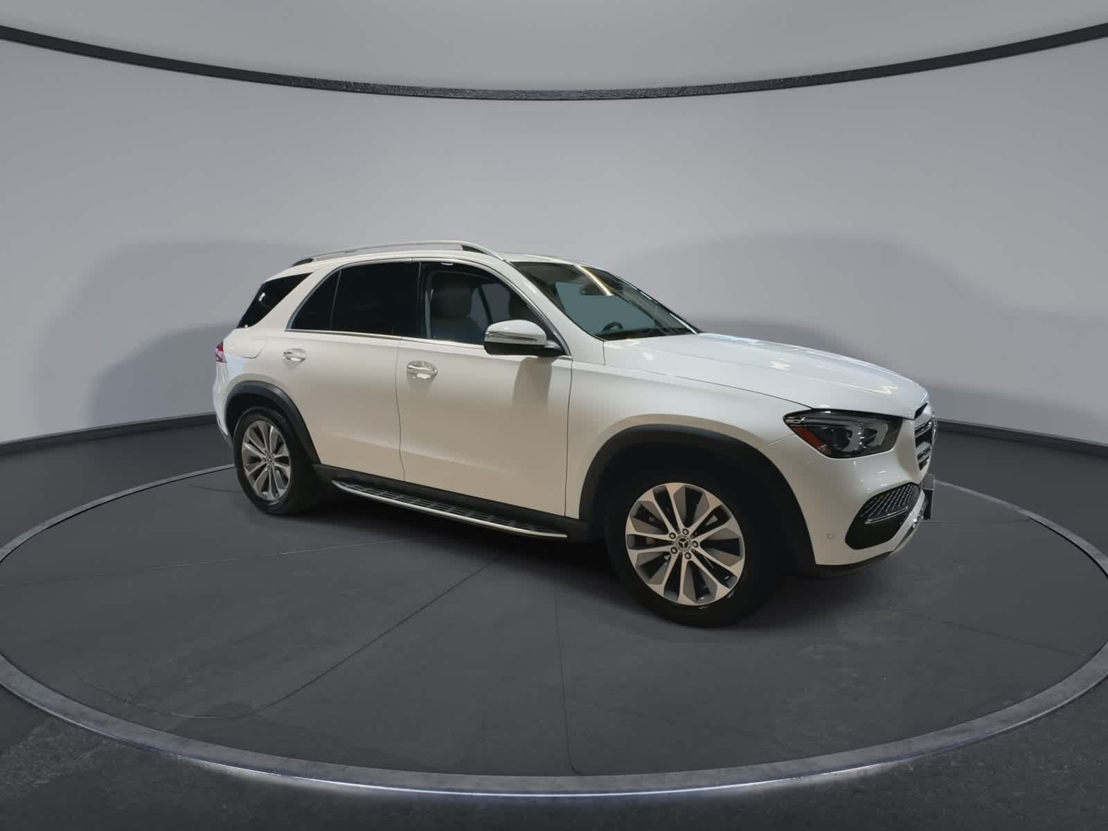 Thumbnail: 2020 Mercedes-Benz GLE - 2