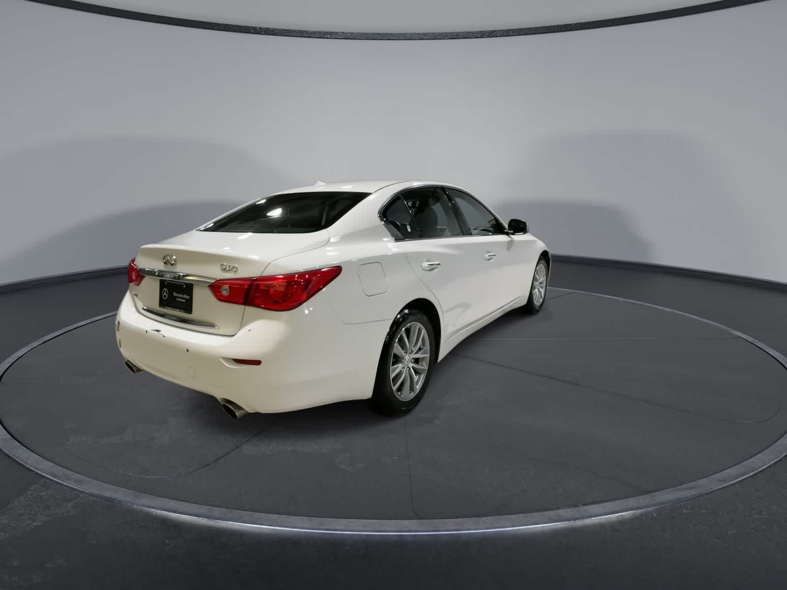 Thumbnail: 2017 INFINITI Q50 - 12