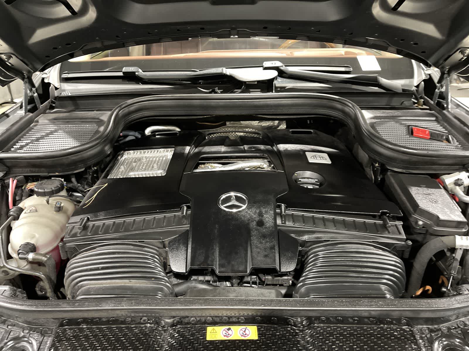 Thumbnail: 2023 Mercedes-Benz GLS - 21