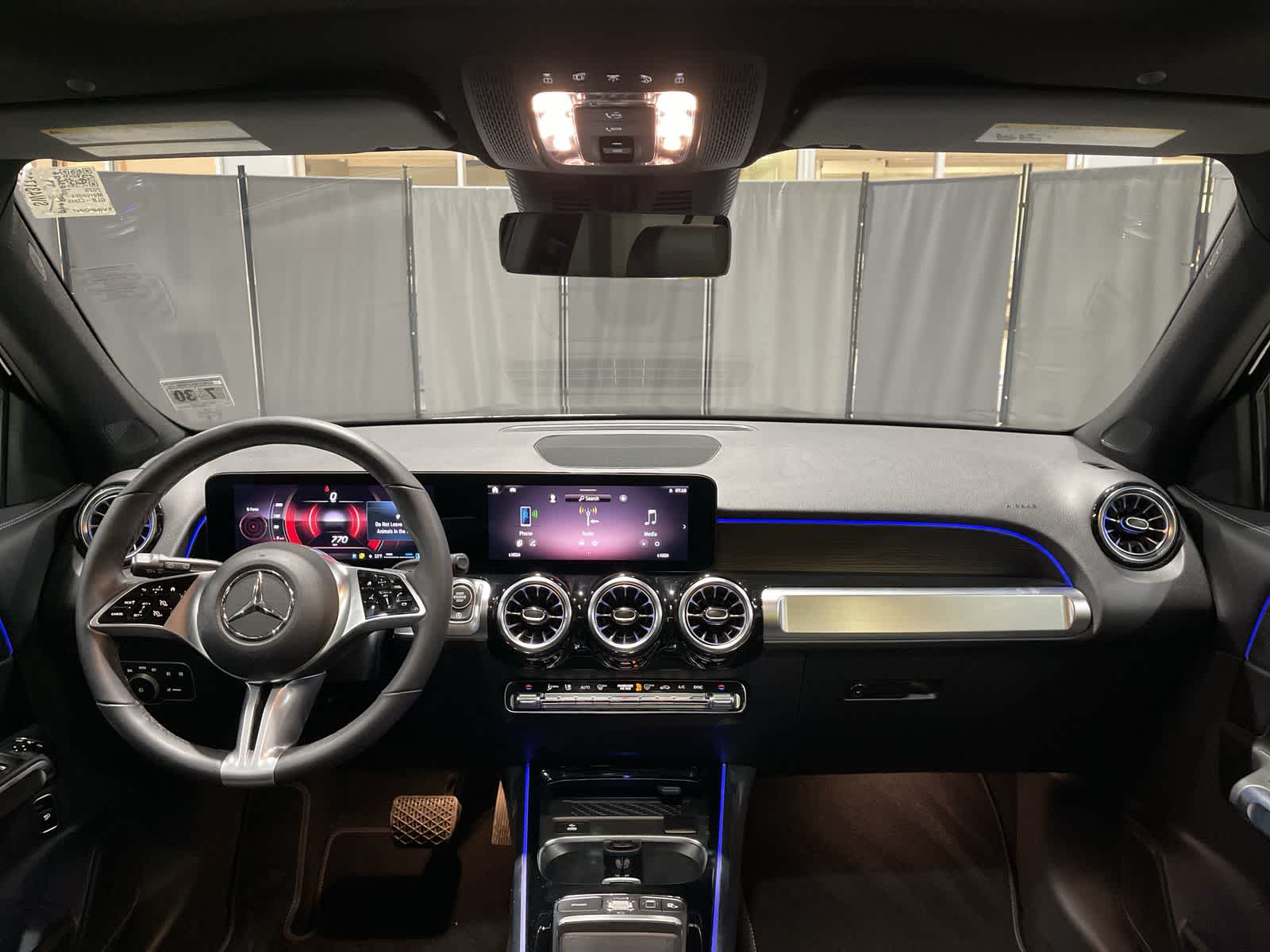 Thumbnail: 2025 Mercedes-Benz GLB - 22