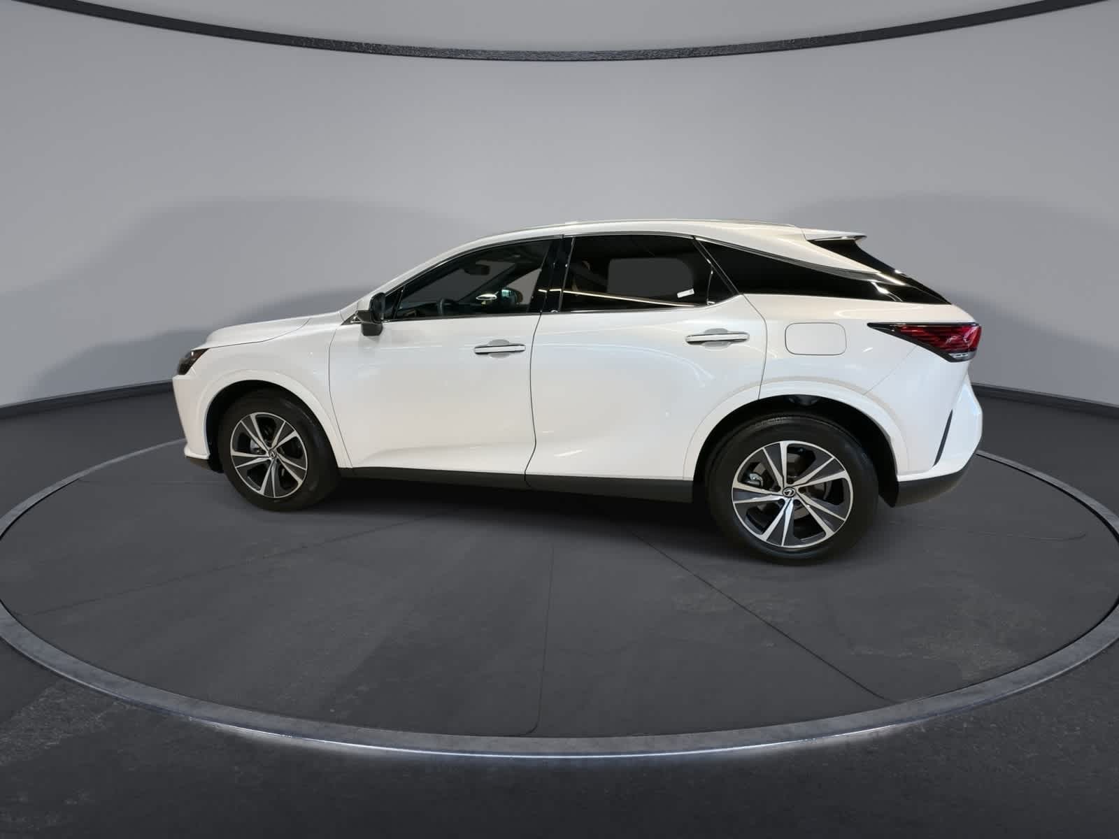 Thumbnail: 2023 Lexus RX - 7