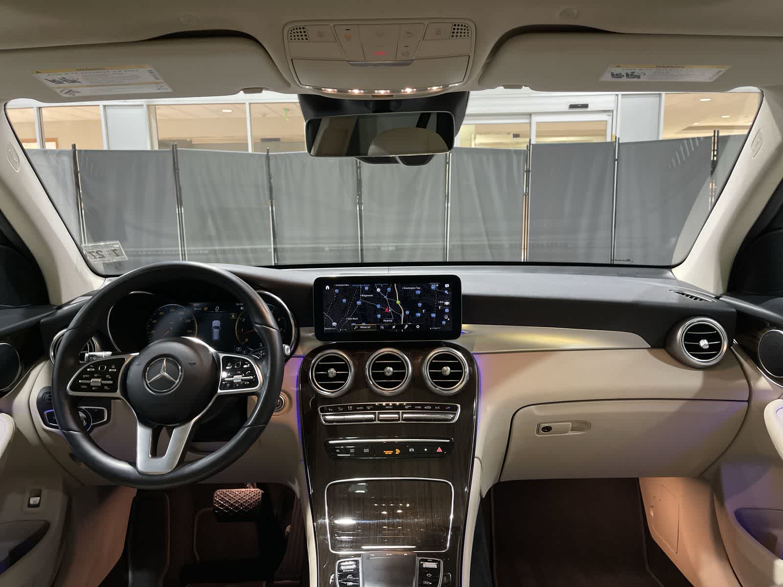 Thumbnail: 2022 Mercedes-Benz GLC - 22