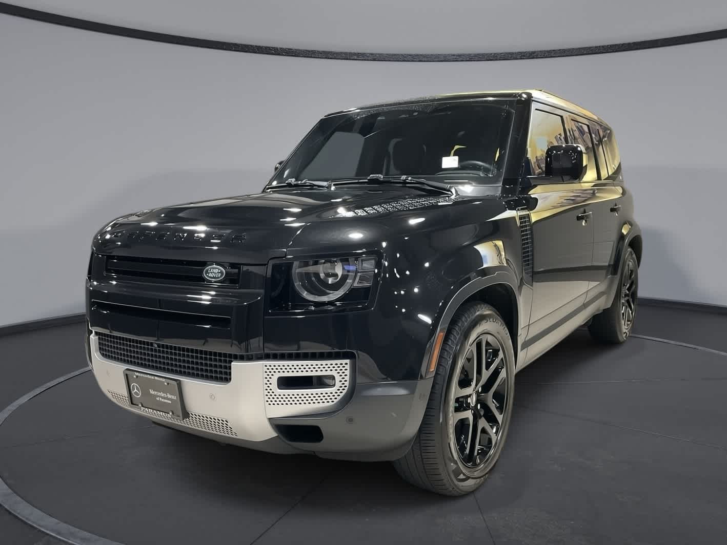 2023 Land Rover Defender 110 -
                  Paramus, NJ
