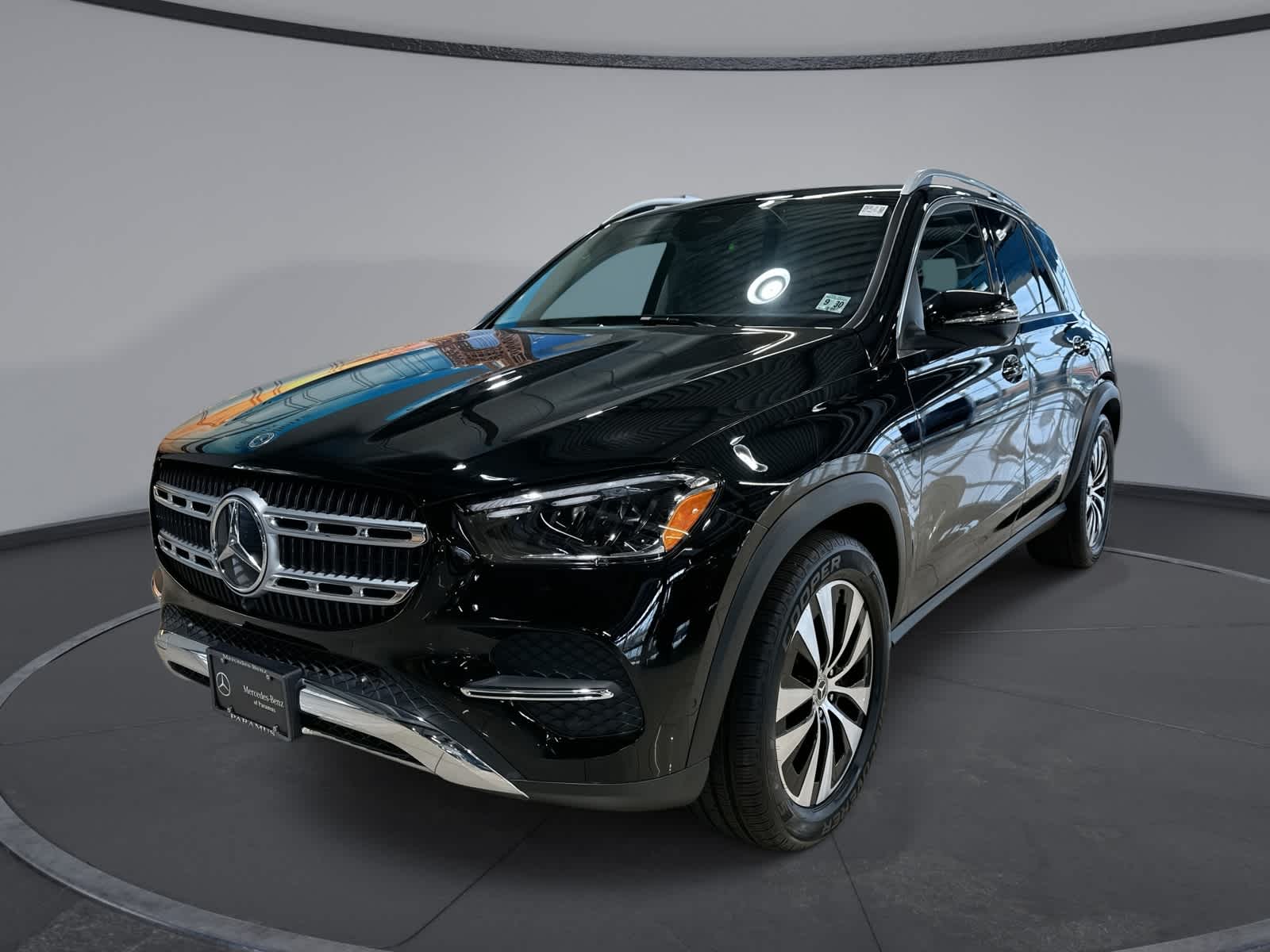 Thumbnail: 2026 Mercedes-Benz GLE - 1