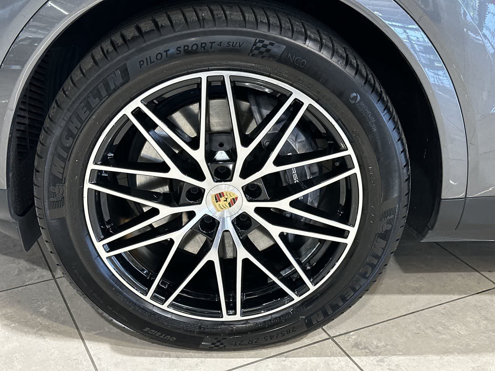 Thumbnail: 2024 Porsche Cayenne - 20