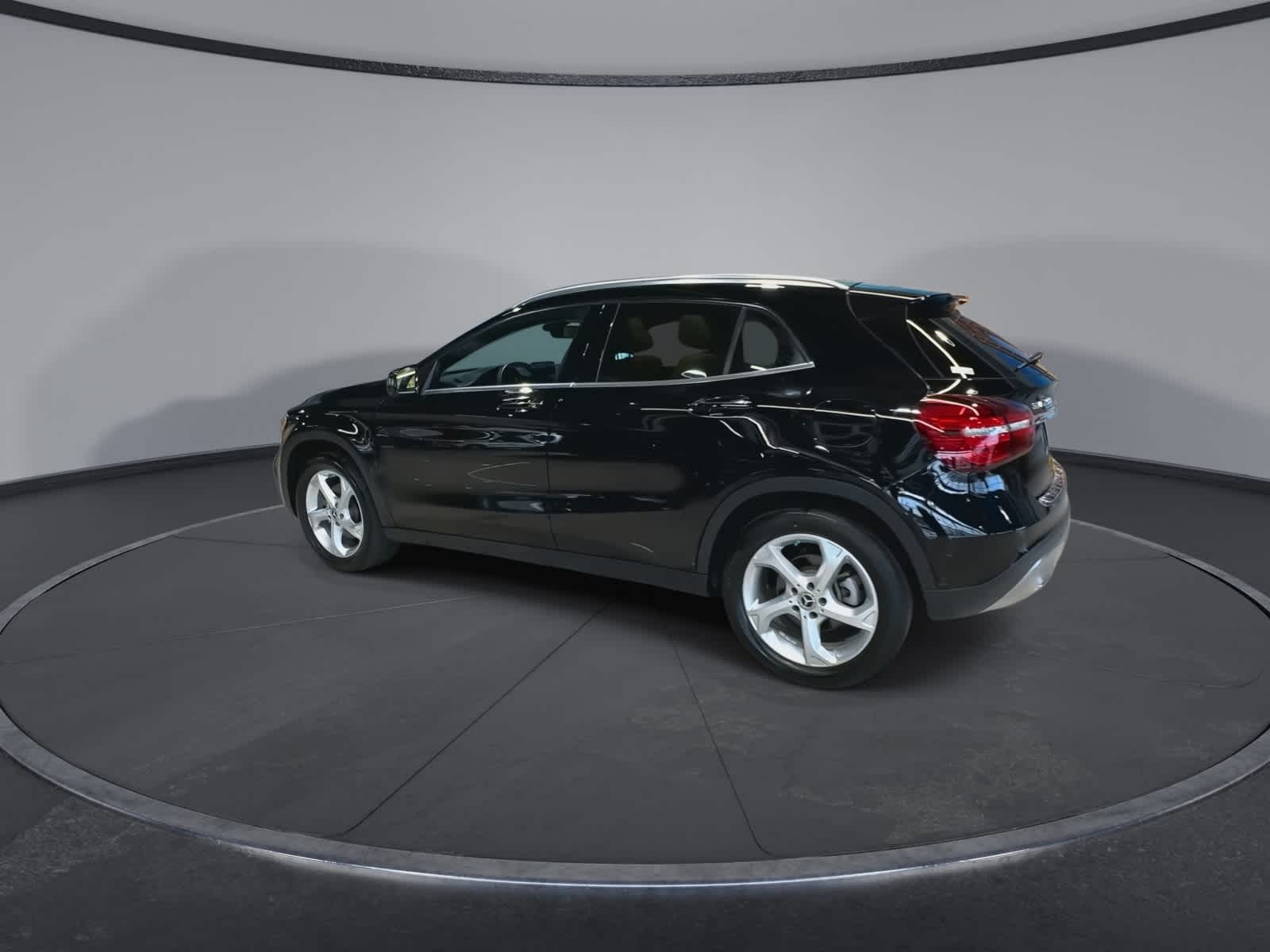 Thumbnail: 2019 Mercedes-Benz GLA - 8