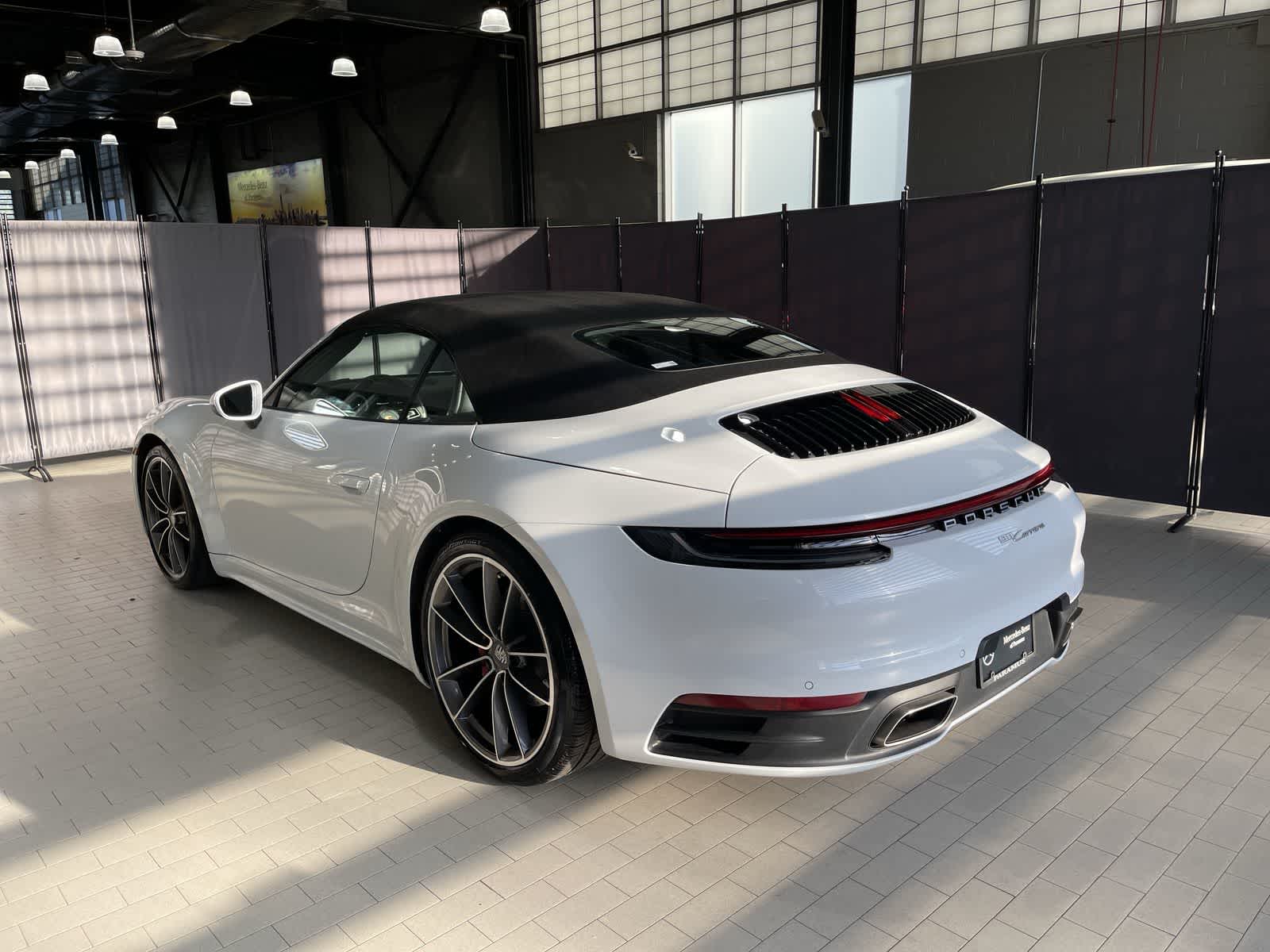 Thumbnail: 2020 Porsche 911 - 16