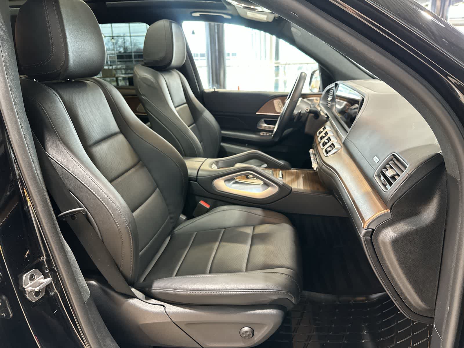 Thumbnail: 2022 Mercedes-Benz GLE - 26