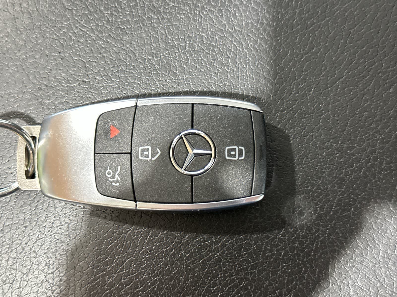 Thumbnail: 2023 Mercedes-Benz GLE - 32