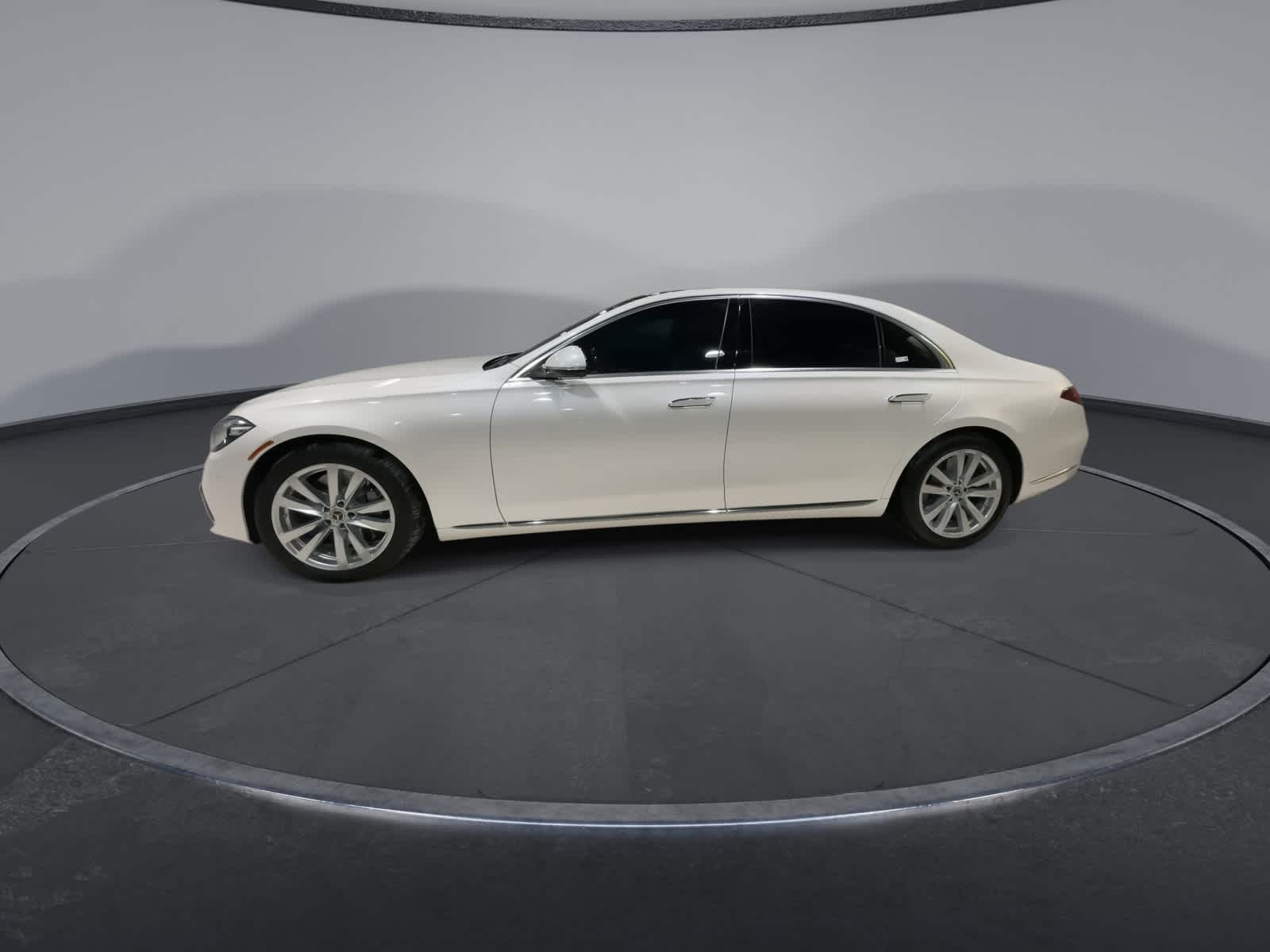 Thumbnail: 2021 Mercedes-Benz S-Class - 7