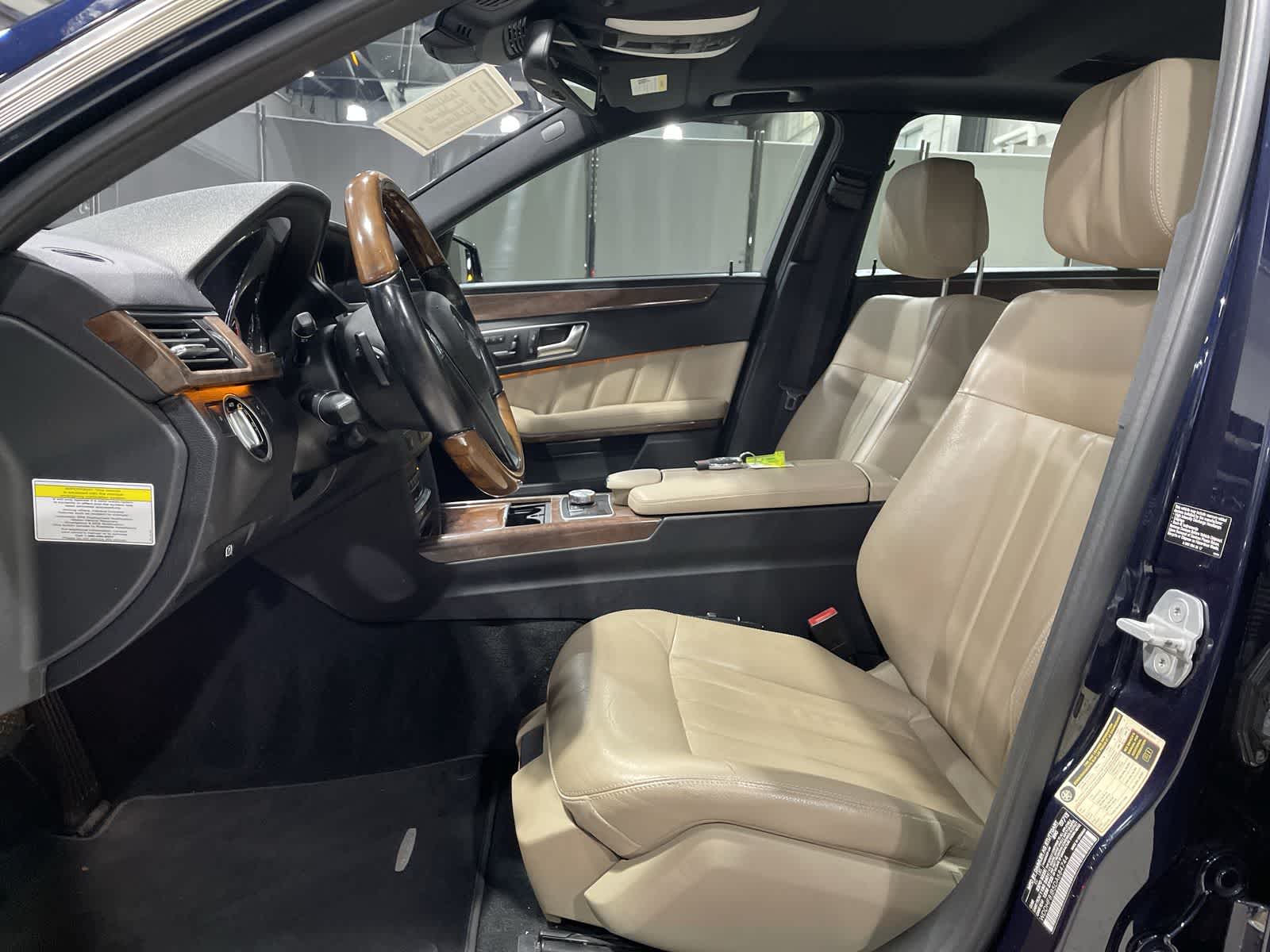 Thumbnail: 2013 Mercedes-Benz E-Class - 23