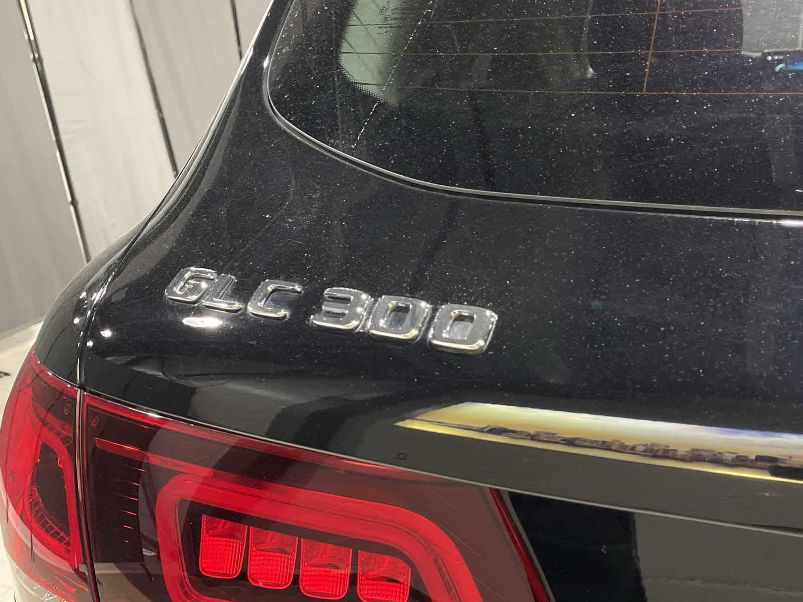 Thumbnail: 2022 Mercedes-Benz GLC - 19