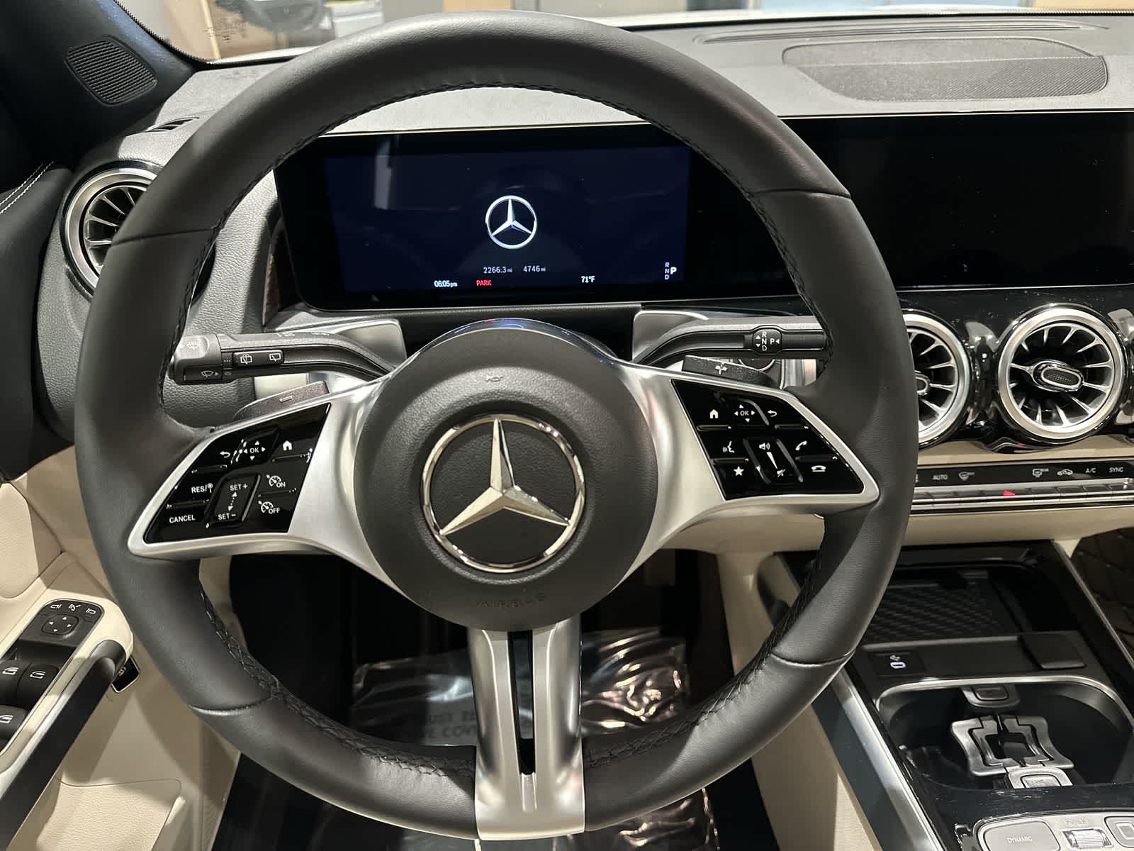 Thumbnail: 2026 Mercedes-Benz GLB - 27