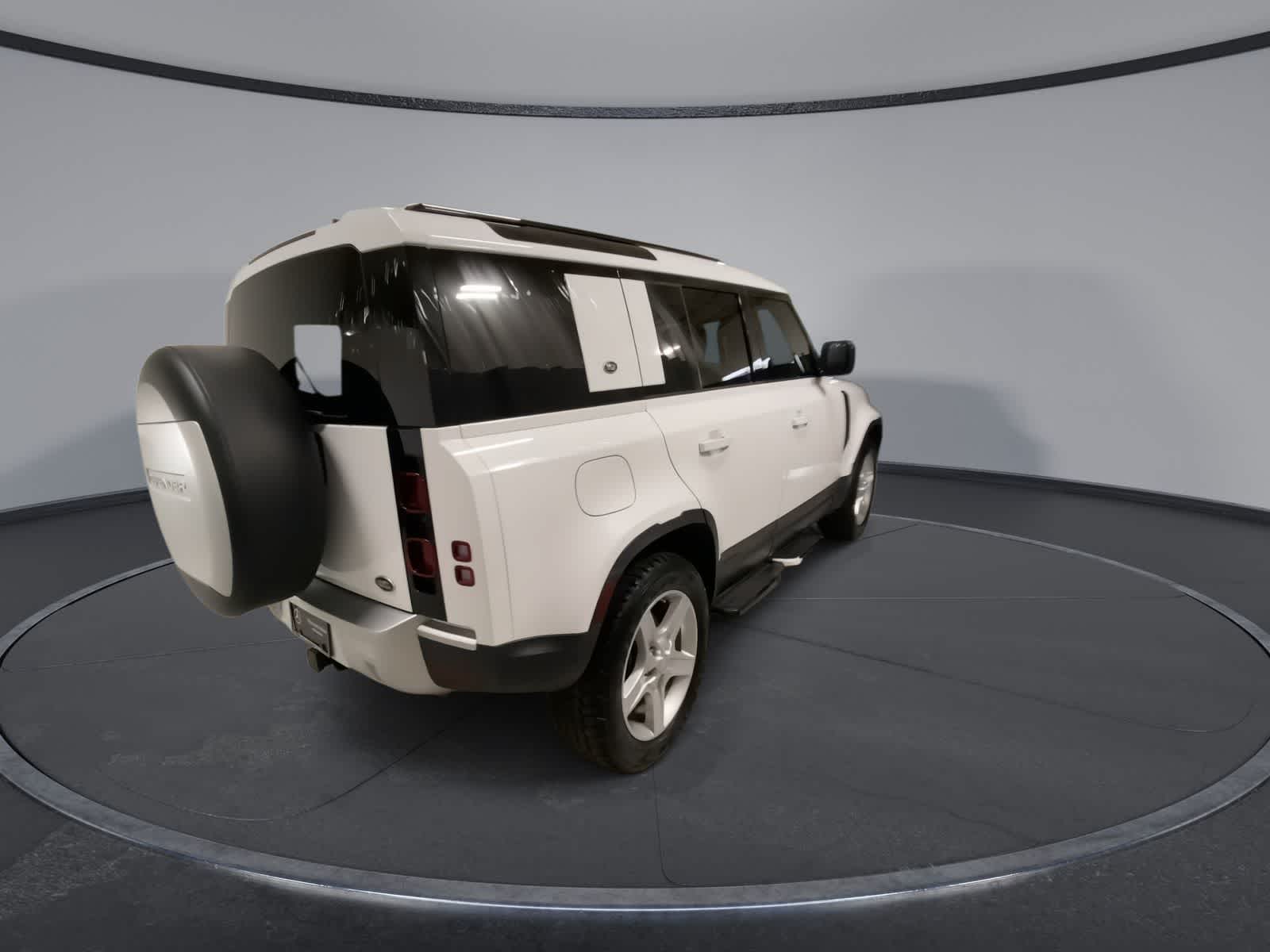 Thumbnail: 2020 Land Rover Defender - 12