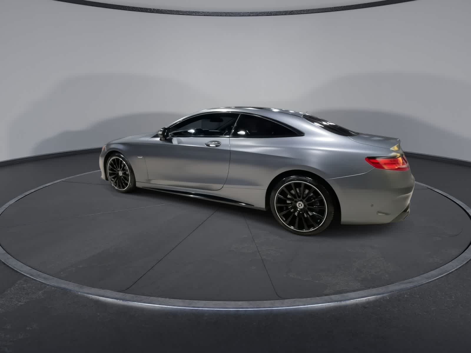 Thumbnail: 2017 Mercedes-Benz S-Class - 8