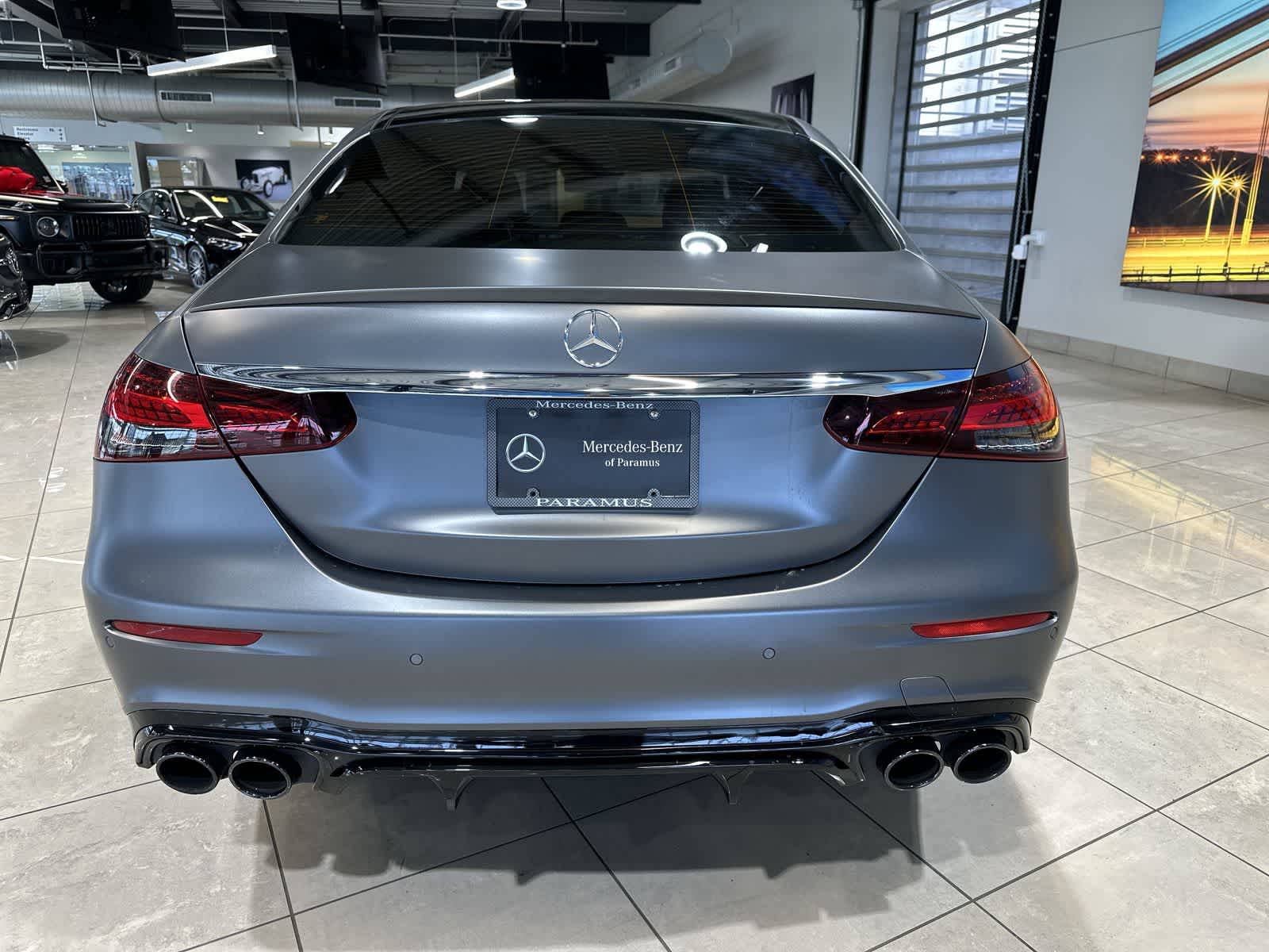 Thumbnail: 2022 Mercedes-Benz E-Class - 17