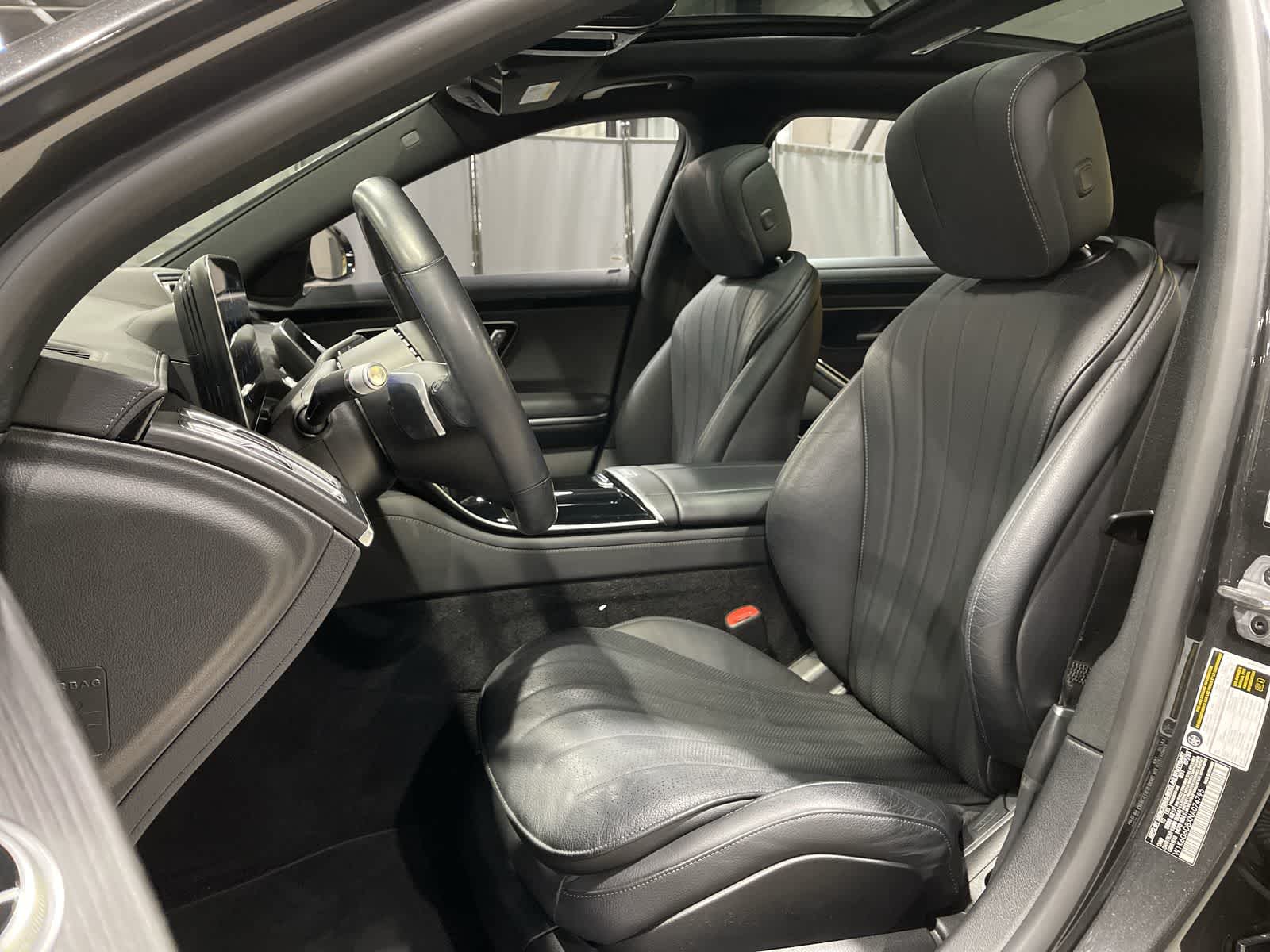 Thumbnail: 2022 Mercedes-Benz S-Class - 23