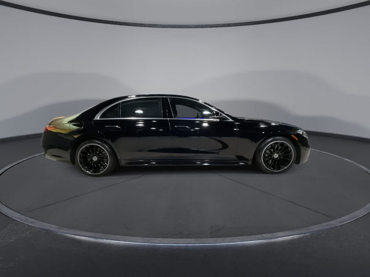 Thumbnail: 2022 Mercedes-Benz B-Class - 11