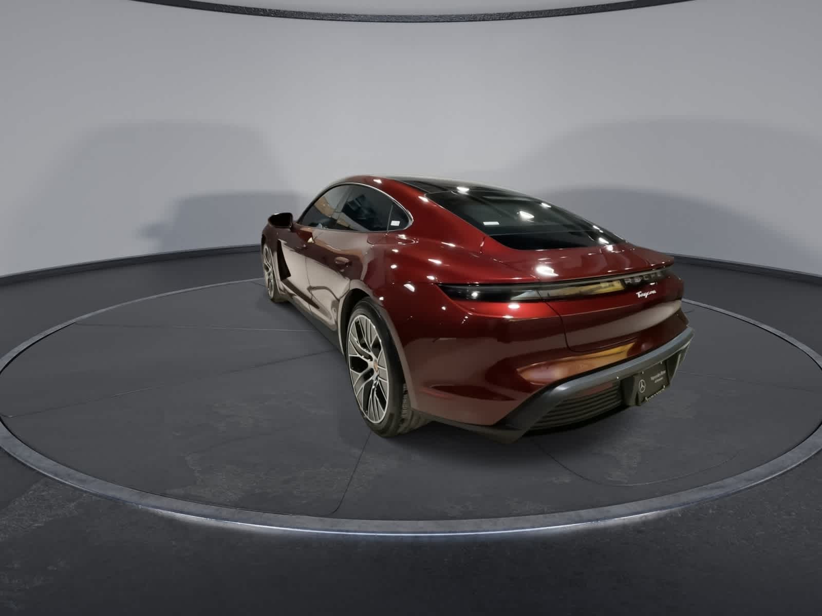 Thumbnail: 2022 Porsche Taycan - 10