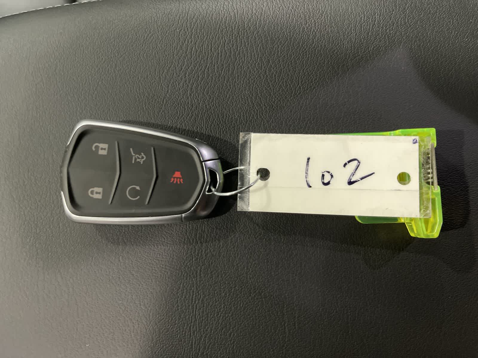 Thumbnail: 2022 Cadillac XT6 - 32