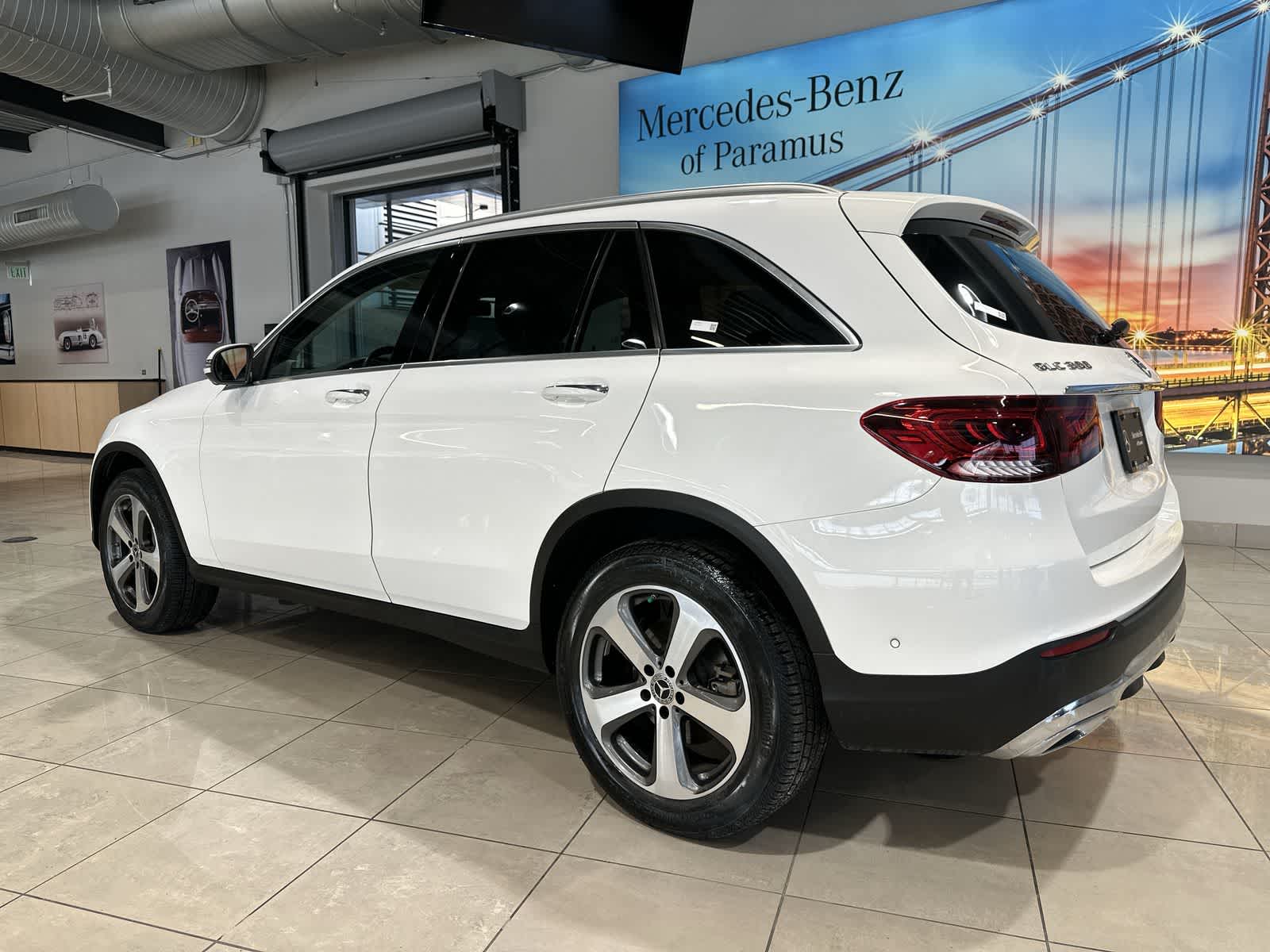 Thumbnail: 2020 Mercedes-Benz GLC - 16