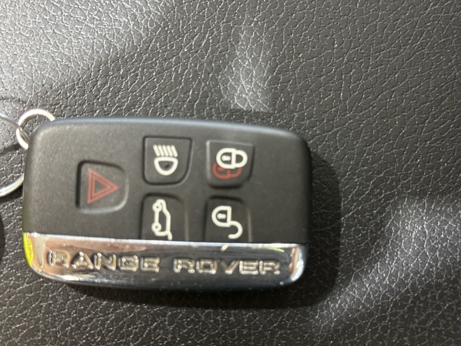 Thumbnail: 2017 Land Rover Range Rover Sport - 32