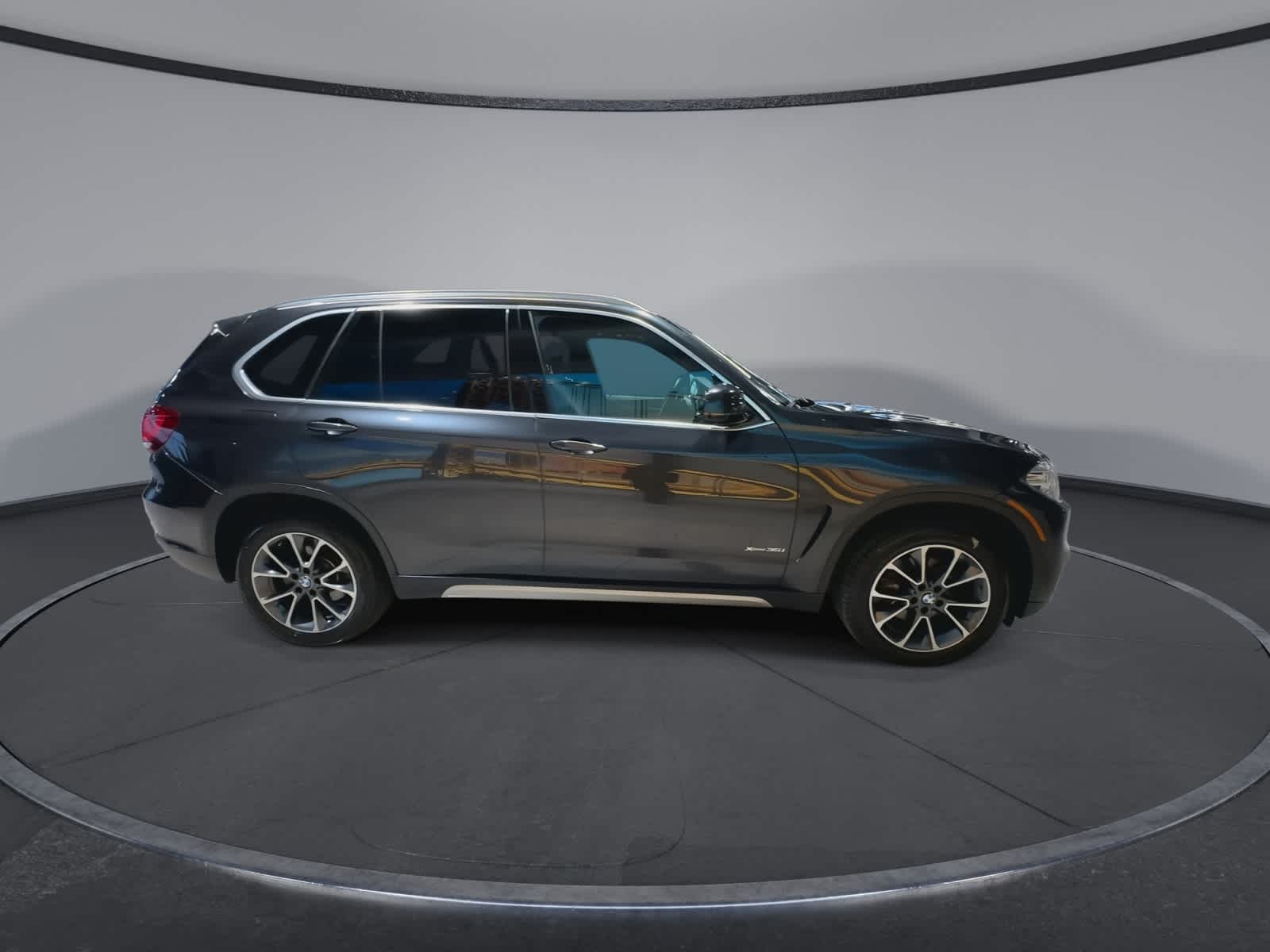 Thumbnail: 2018 BMW X5 - 13
