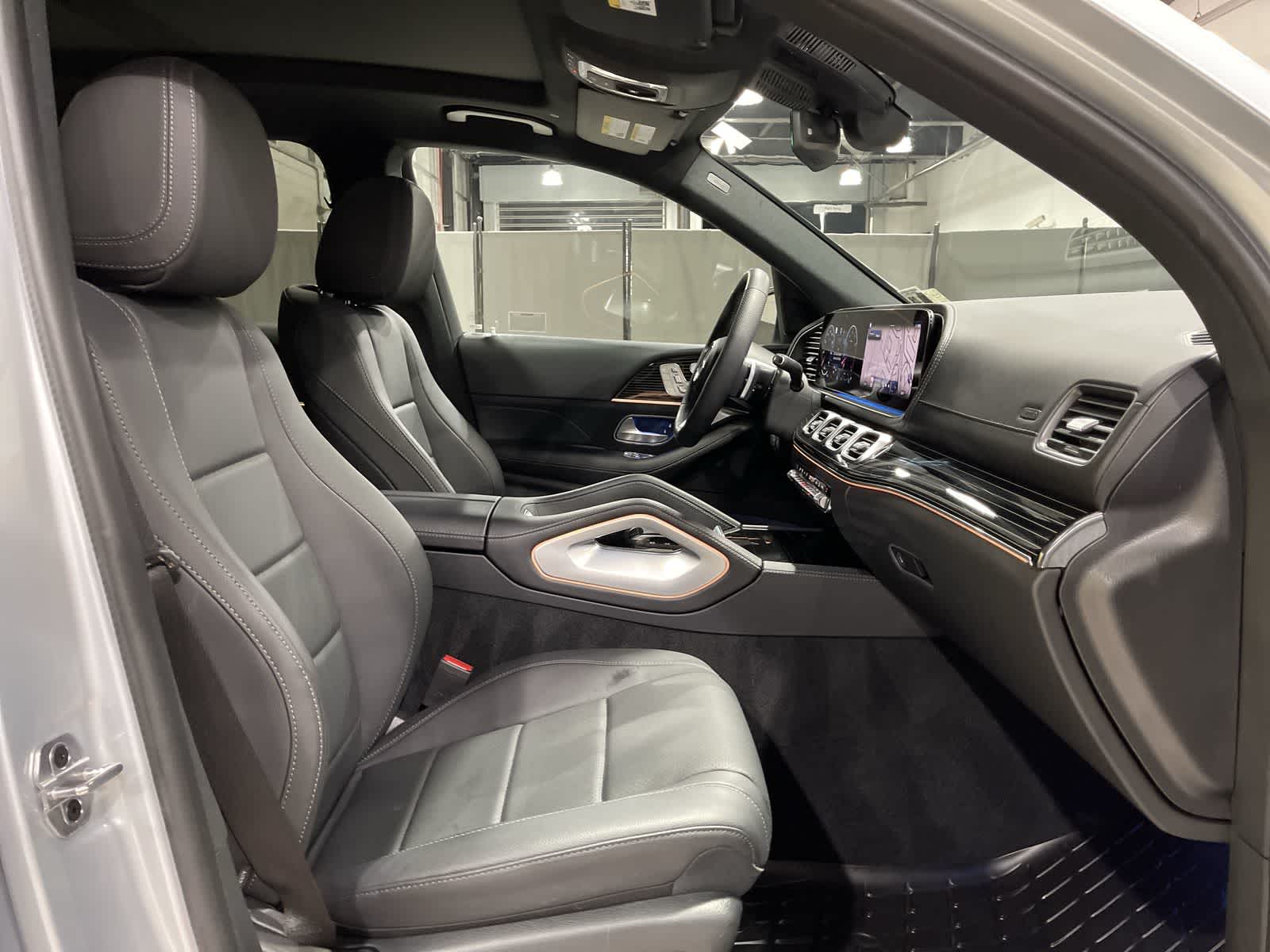 Thumbnail: 2024 Mercedes-Benz GLS - 26