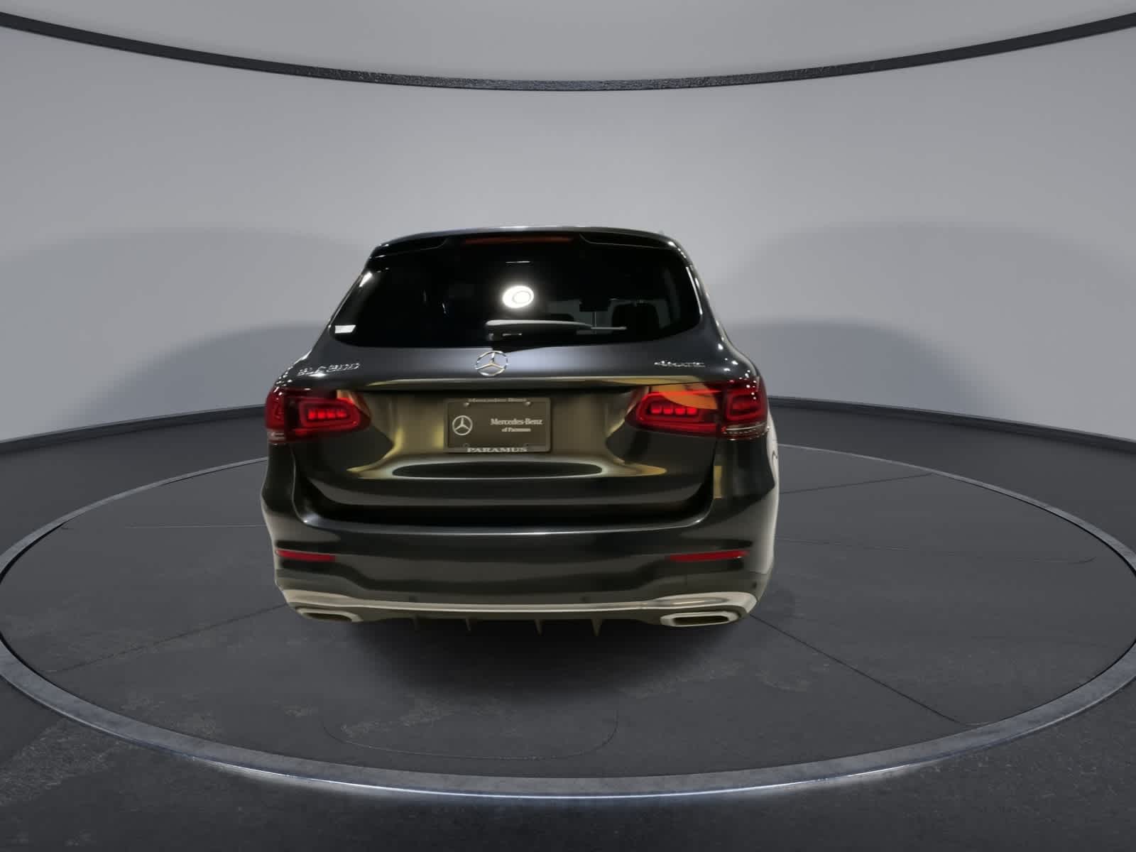 Thumbnail: 2022 Mercedes-Benz GLC - 10