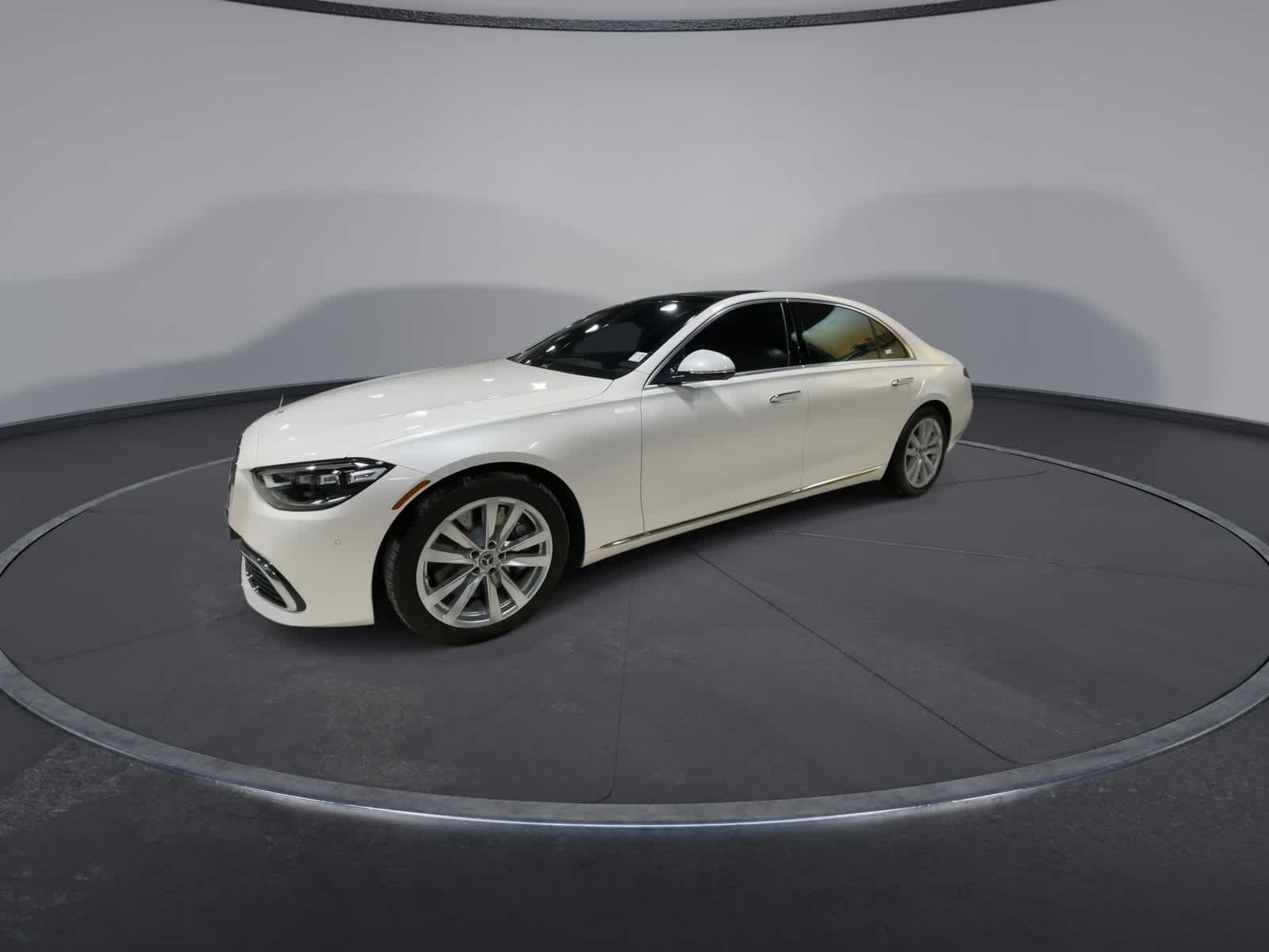 Thumbnail: 2021 Mercedes-Benz S-Class - 6